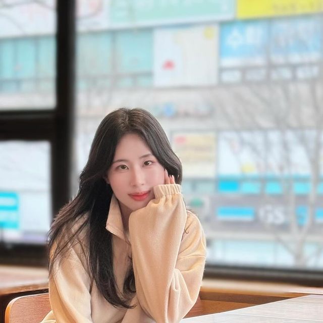  🌺 mio의 리뷰 🌺 on Instagram: "#협찬
러블리한 컬러의 #삭스유스 골지양말 🧦
잔잔한 골지 짜임으로 발목을 조이지 않는 편안한 착용감에
사계절 신기 좋은 적당한 두께와 기장감으로 활용도 굿 👍
.
.
.
@socksyouth_official
#광고#양말#양말코디#양말맛집#양말스타그램#양말추천#양말쇼핑몰#삭스유스"