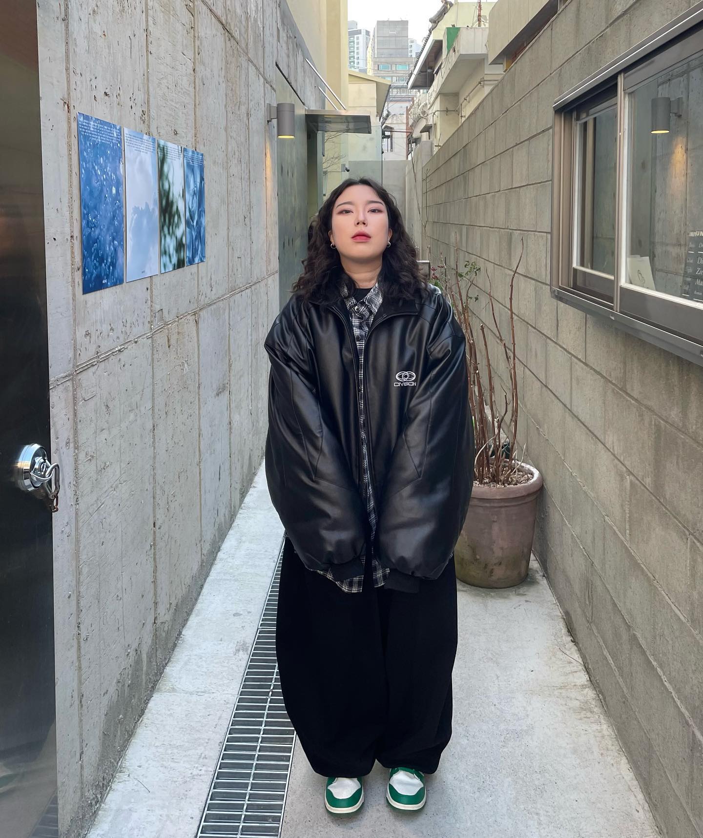 아쉬움은 있지만 후회없는 2023년이었습니다
더 열심히 사는 2024년 되길
새해복 많이 받으세요💓
그리고 앞으로도 잘 부탁합니다🥰 newwave_archiv2