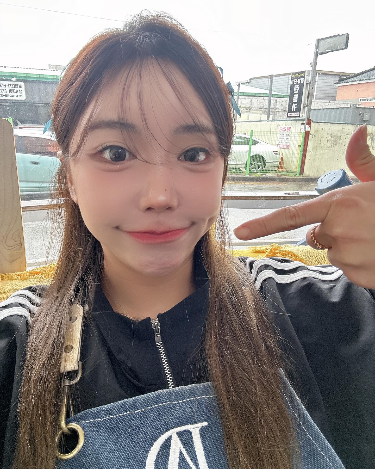 20대초반까지 웃던 모양 vs 현재 웃는 모양. 

어떤게 이뻥? 

#웃는모양 #웃는모습 #웃는입모양