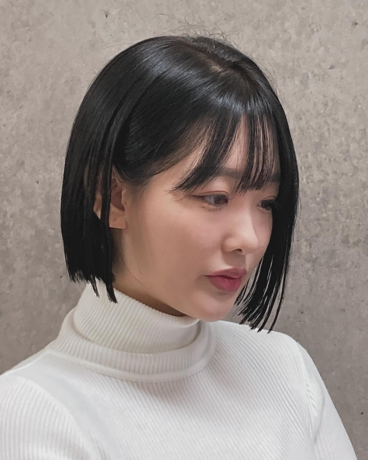 #태슬컷#태슬펌

🌼모든 스타일은 펌으로 연출 가능합니다🌼

안녕하세요 엘바이블룸 혜림실장입니다💛

잠깐의 휴식을 갖고 혜림쌤 시그니처 태슬컷으로 들고 왔어요💛

얼굴형과 모질에 따라 기장과 
느낌을 제안드리고 있으니 방문후 
방문후 컨설팅 한번받아보세요💛

🍃여름날 여행지의 분위기를 선물해드릴께요🍃

🏖️프리미엄 약제 사용
🏝️복구펌제 사용
🏖️장기역 도보 30초거리
🏝️주차 가능 

#김포미용실#김포헤어샵#김포염색#김포탈색#구래동미용실#운양동미용실#고촌미용실#운양역미용실#장기역미용실#사우동미용실#걸포동미용실#풍무역미용실#커스터마이징염색#레이어드컷#볼륨매직#김포c컬펌#김포단발#김포태슬컷