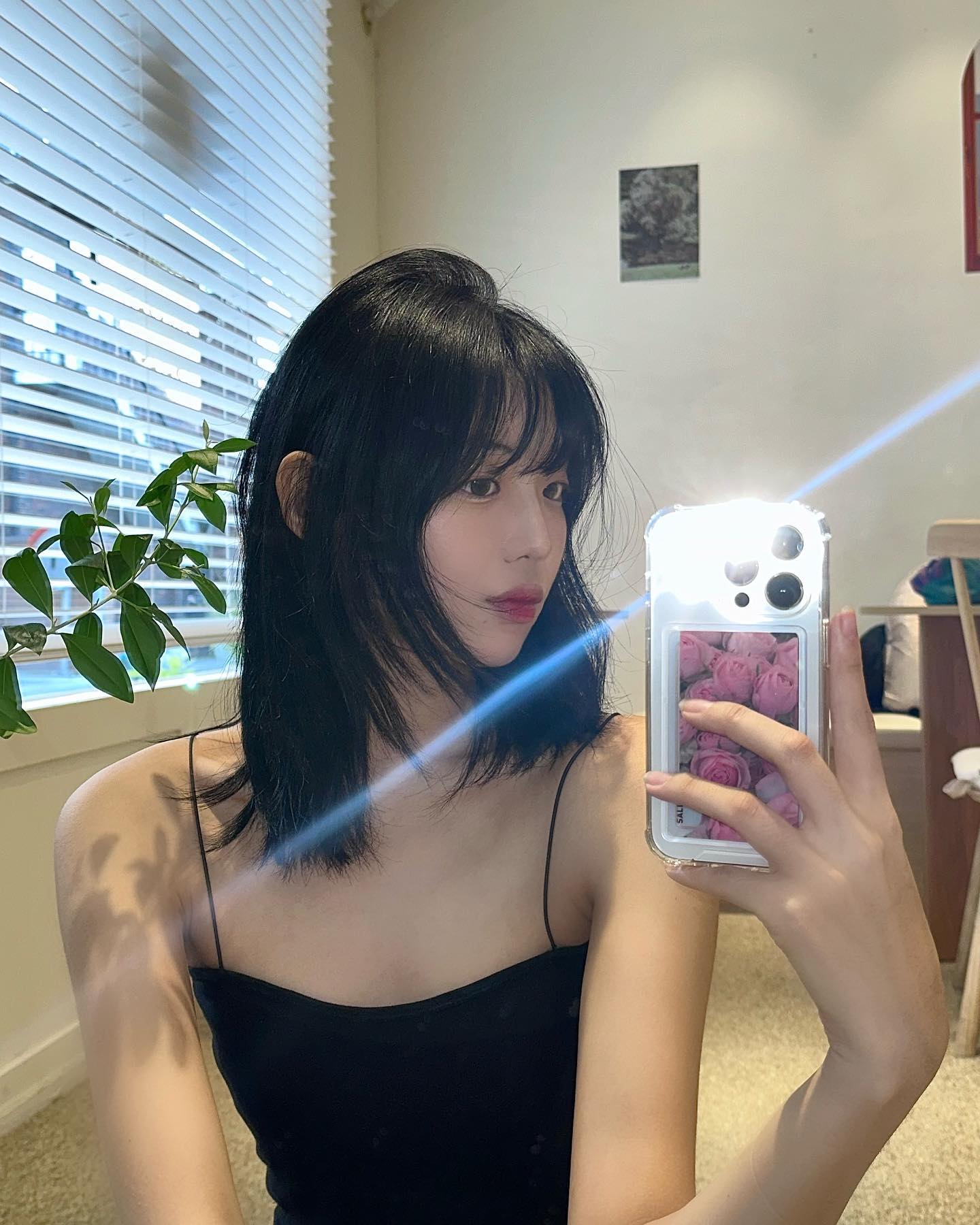 #협찬 
일하기 딱 죠은 #정자매카페 

친구랑 더위 피해서
시원한 에이드랑 샌드위치 먹으면서
업무 보고 왔더여 히히 😊

수제 샌드위치 좋아하시는 분들
왕 추 천 !

재료도 신선하고 속이 꽉 차 있어요!
샌드위치 종류가 다양해서
골라먹기 좋아요 🧐

인테리어도 넘 귀엽구
특히 조용한 카페 찾으시는 분들
추천드려요 🤩

아! 예쁜 사장님께서
직접 만들어주십니다 😉

🥪모든 수제 샌드위치 5,000원~7,500원

🌿정자매카페
☕️평일 08:00-19:00
☕️토요일 11:00-19:00
☕️일요일 정기휴무
☕️서울 강남구 영동대로112길 61 1층
☕️0507-1344-4781

#카페리뷰 #카공카페 #봉은사역 #삼성동 #봉은사역샌드위치 #봉은사역카페 #삼성동카페 #삼성동샌드위치 #샌드위치단체주문 #삼성동커피 #커피맛집 #라떼맛집 #샌드위치맛집 #수제샌드위치 #리뷰 #리뷰노트 #맛집리뷰