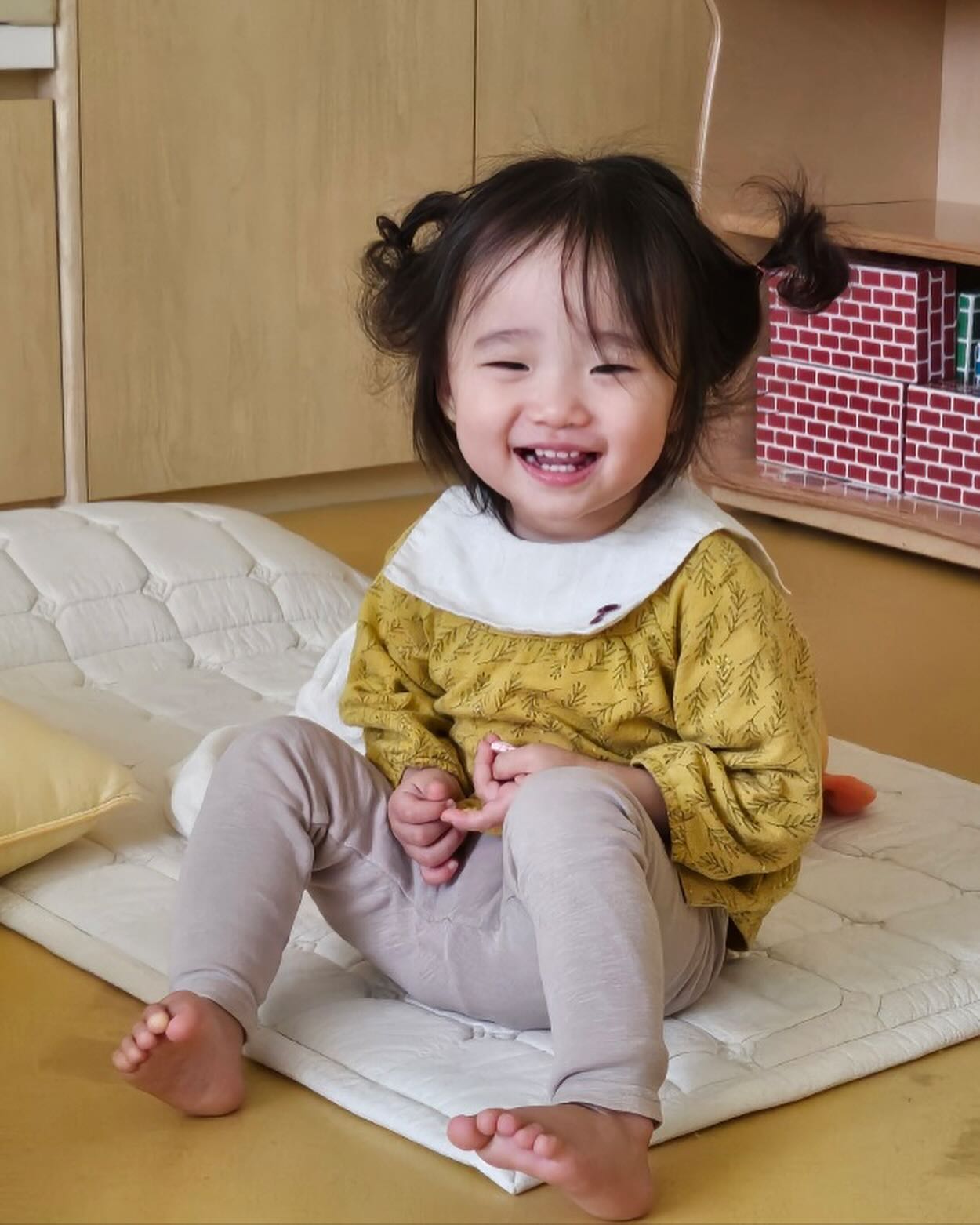 한달동안 어린이집 완벽 적응!
낮잠도 잘자고 밥도 완전 잘 먹고(특히 고기반찬)
놀잇감 가지고 엄청 잘 놀고 등원할 때도 안운당🥰
#고마워 #우리딸❤️ #사랑해♥️ 
#슬기로운어린이집#키즈노트#선생님감사해요