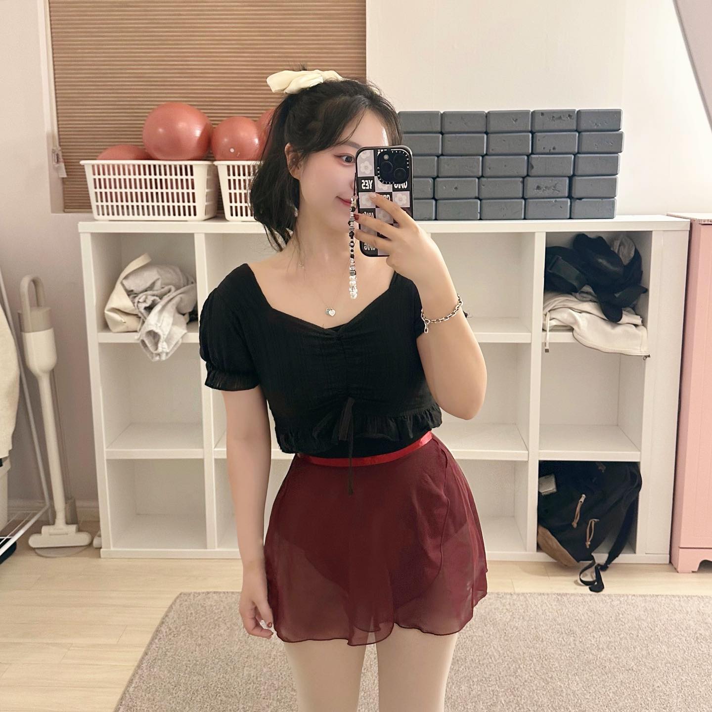오늘 완져니 발레 뿌셔따🩰 
졸업사진 찍구 곱창파티 하기루🖤