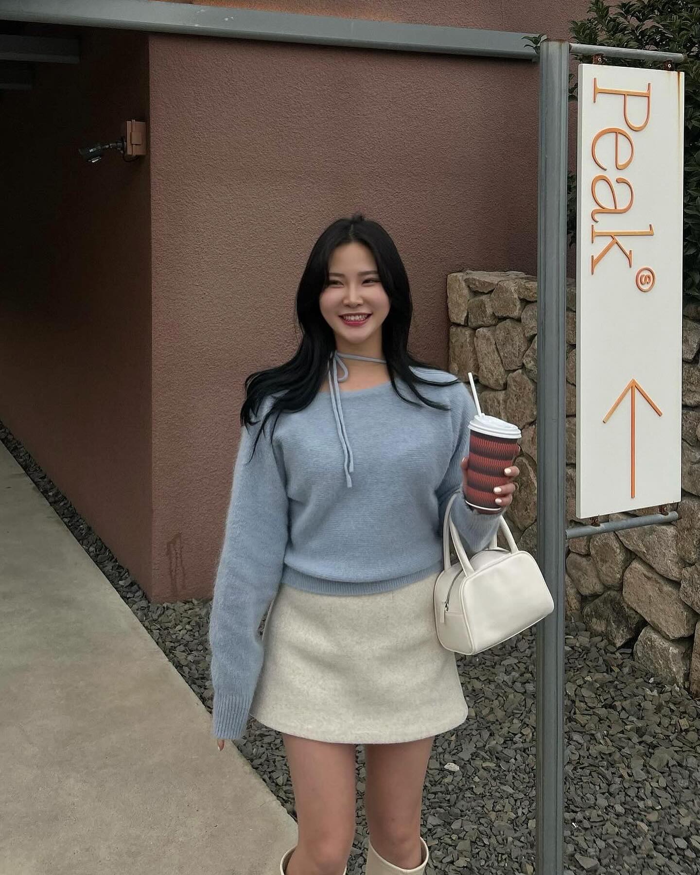 😁