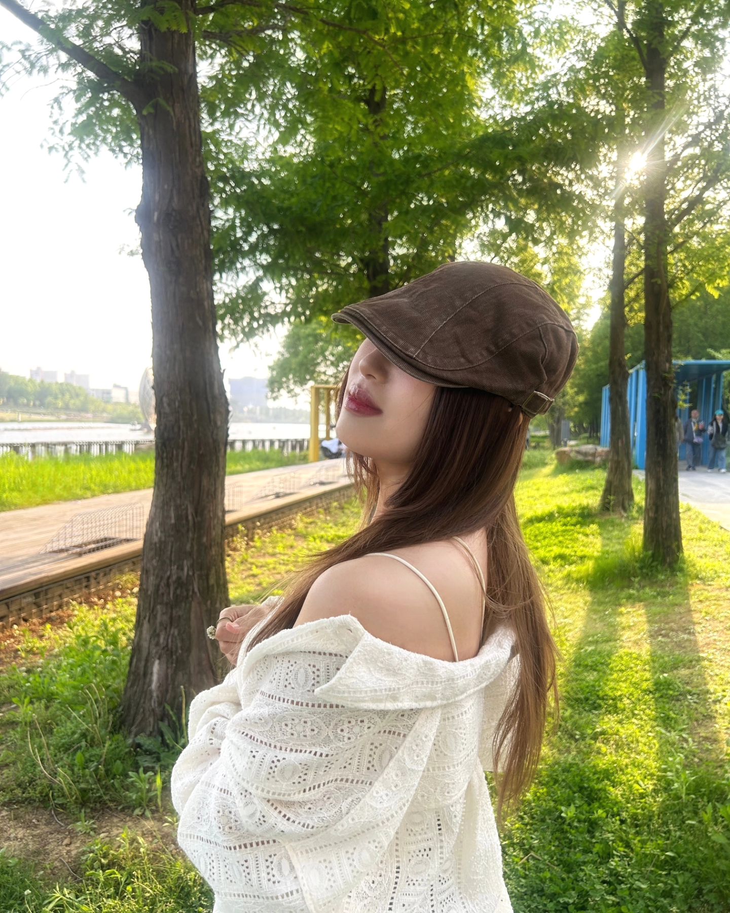 거의 만들게 시켜서 받은 꽃반지🍀