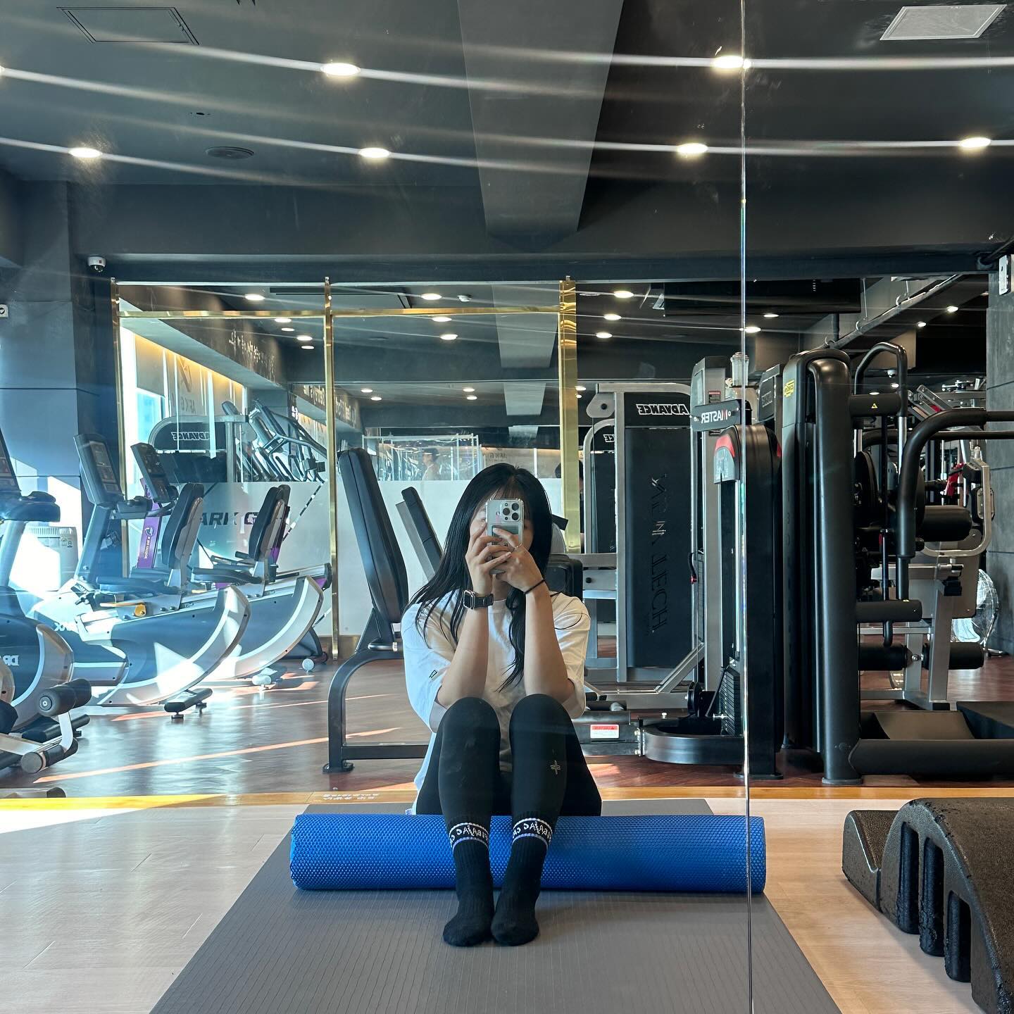 好久不见
스미스 스쿼트 자세를 기찬쌤이 봐주셨는데,,,
나는 대체 ,,, 🤦‍♀️