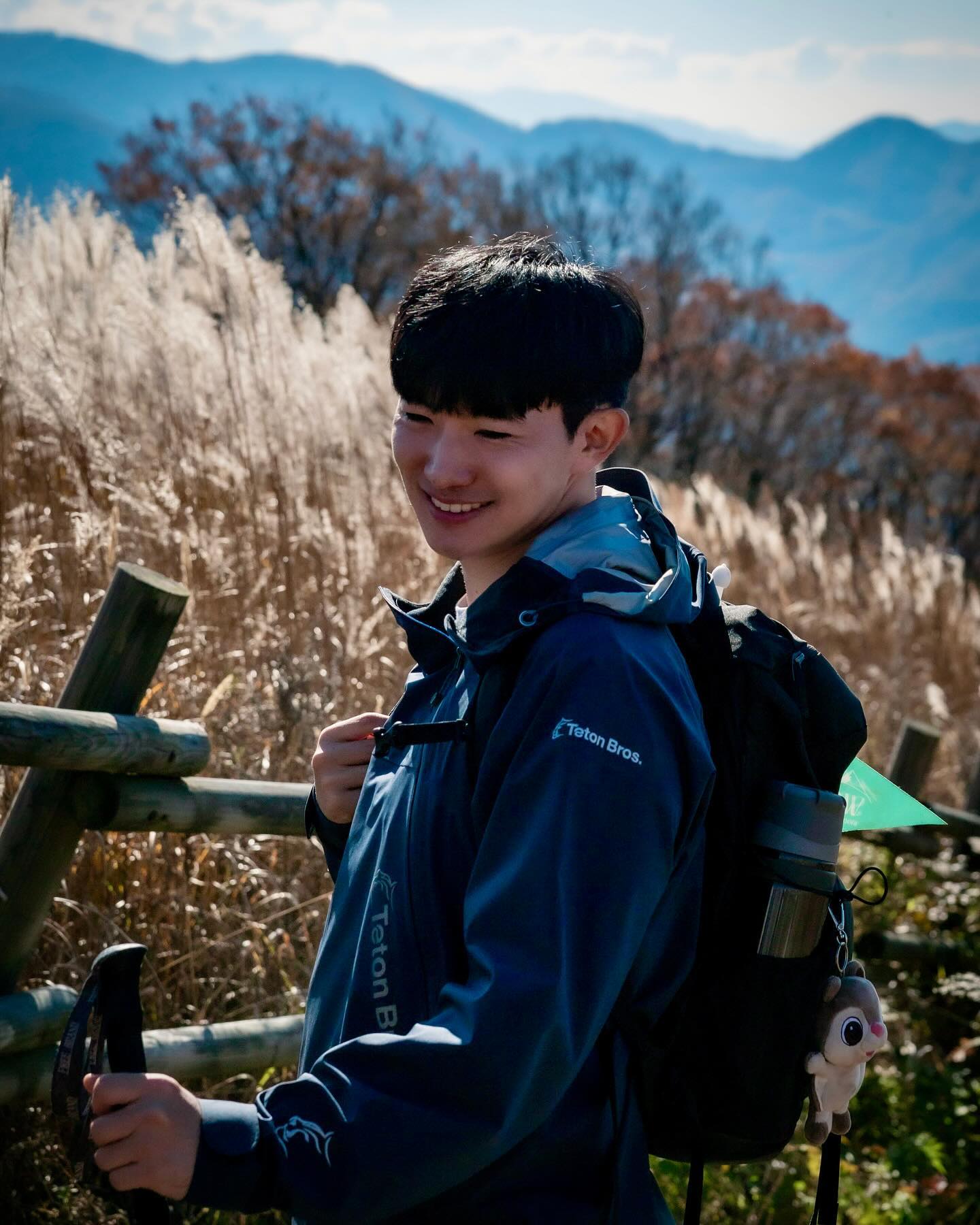 :)

photo by
youngsik1204 
sbw_mountain 

#민둥산 #민둥산억새축제