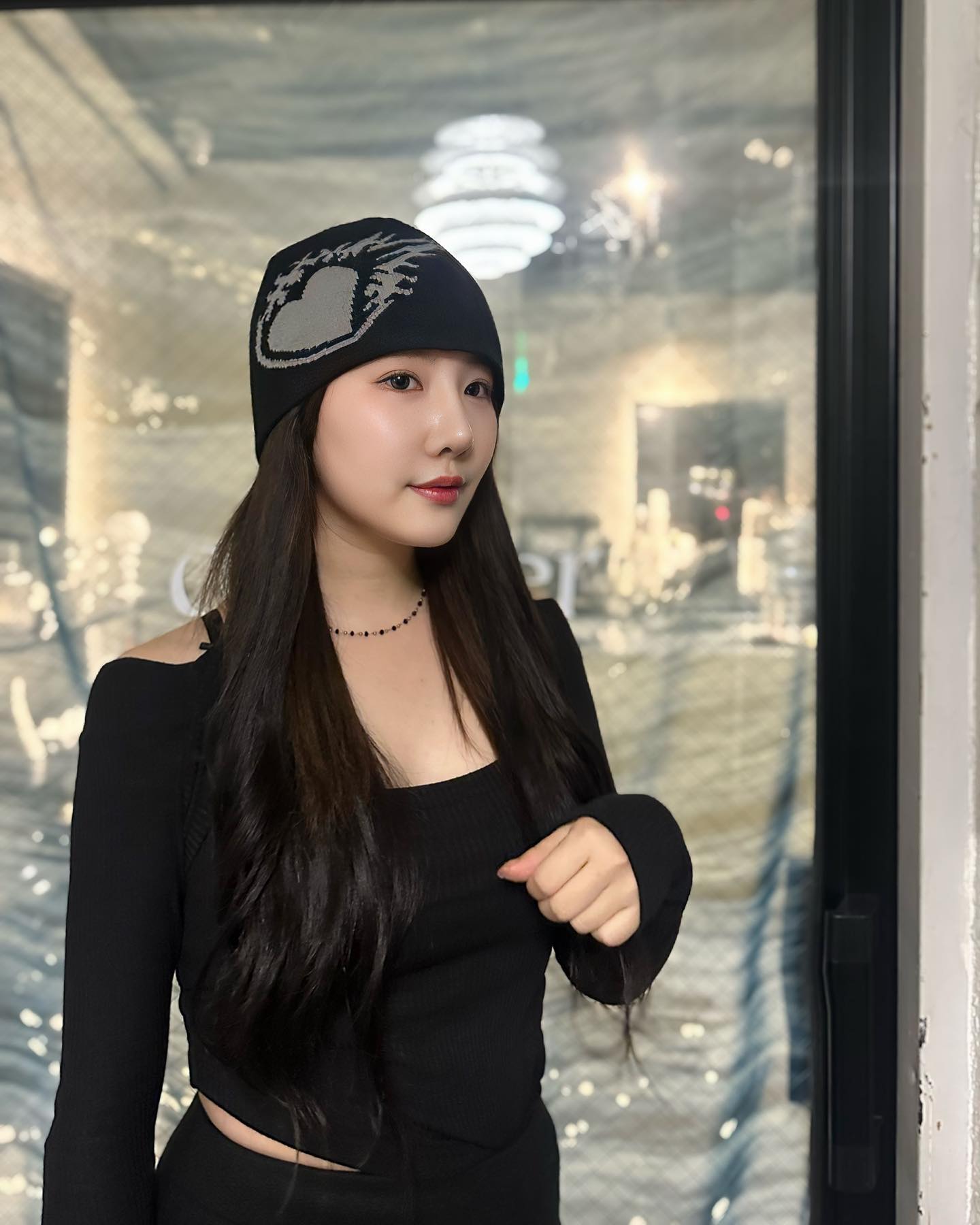 #ad 

with_misslulz 

비니는 분명 이쁜데...🖤
어색하다..🥺

#미스룰즈#misslulz