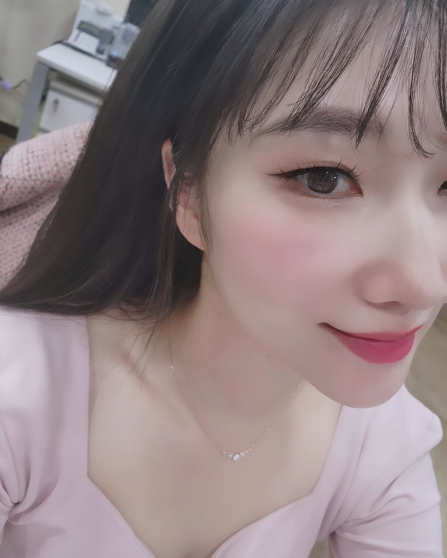 #나혼자봄 #급하면 #핑크에만 #손이감 #펄스널컬러