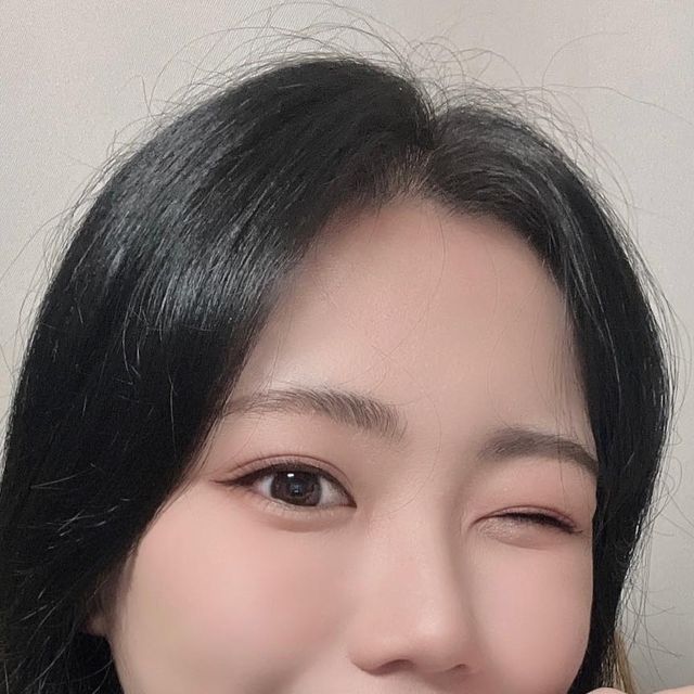 𝒥𝒾 𝑒𝓊𝓃🕊 on Instagram: "#협찬 #광고 머드가 피부에 좋은점 가득한건 다들 아시져?? 제이아라의 머드크림팩은 피부장벽 강화 및 보습은 물론이고, 피부탄력을 강화해줘서 주름개선에
