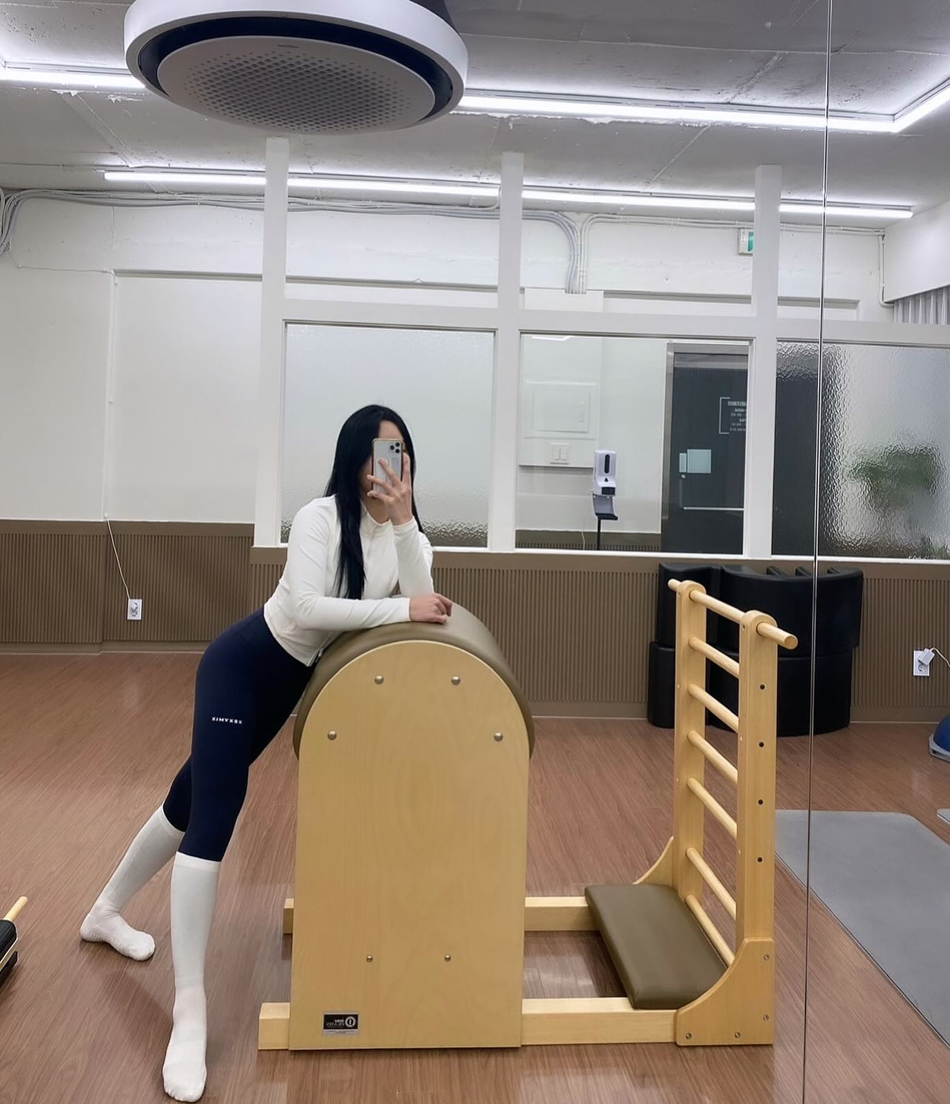 그룹 수업 모아서 주말에 해볼까유? 
오셔서 수업 받아 보실….분??🙋‍♀️🙋🏻‍♂️🙋

(매트로 근력+ 속근육을 탄탄히 잡아보고 싶다)

-정원: 4명
-모이게 되면 금액이랑 날짜 조율해 볼게요🫶🏻
-📩DM 으로 물어보셔두 됩니다