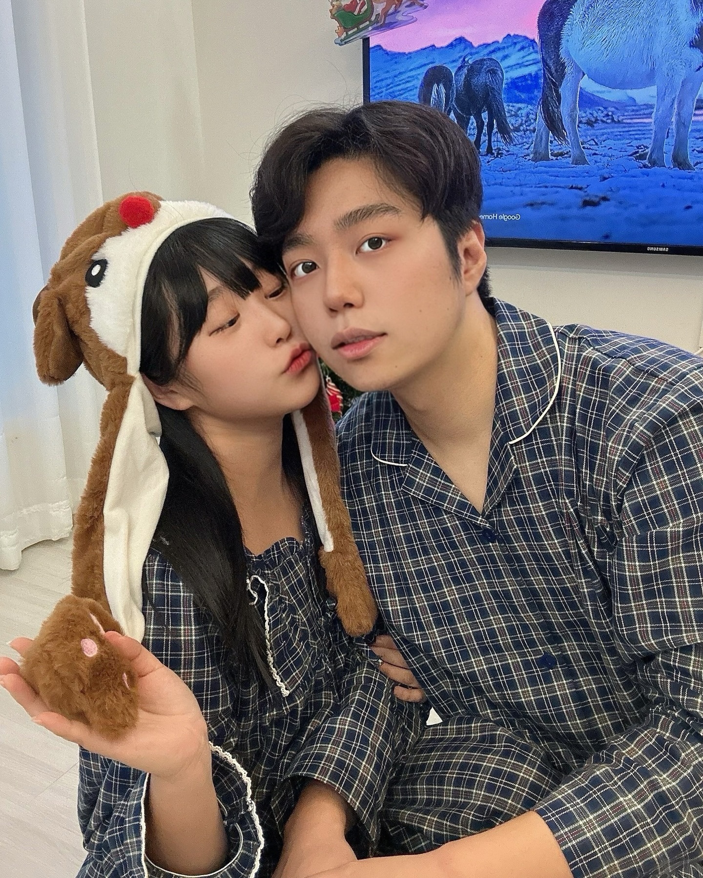 준혁이가 드디어 농협에서 진짜 워너비 직장으로 이직 성공한 날🥹 축하해💕
더 나은 인생 살거라고 공부하더니
합격률 30%밖에 안되는 자격증도 2개나 따고
계속 도전하고 고생많았는데
결과적으로 원하는 결과를 이뤄내서 다행이다😌🩵

꼭 연인이어서가 아닌, 친구로써 한 사람으로써 정말 축하해🥰
#자기계발 또한 #자기개발 #최고❤️ 
#앞으로도쭉 #올라가자
