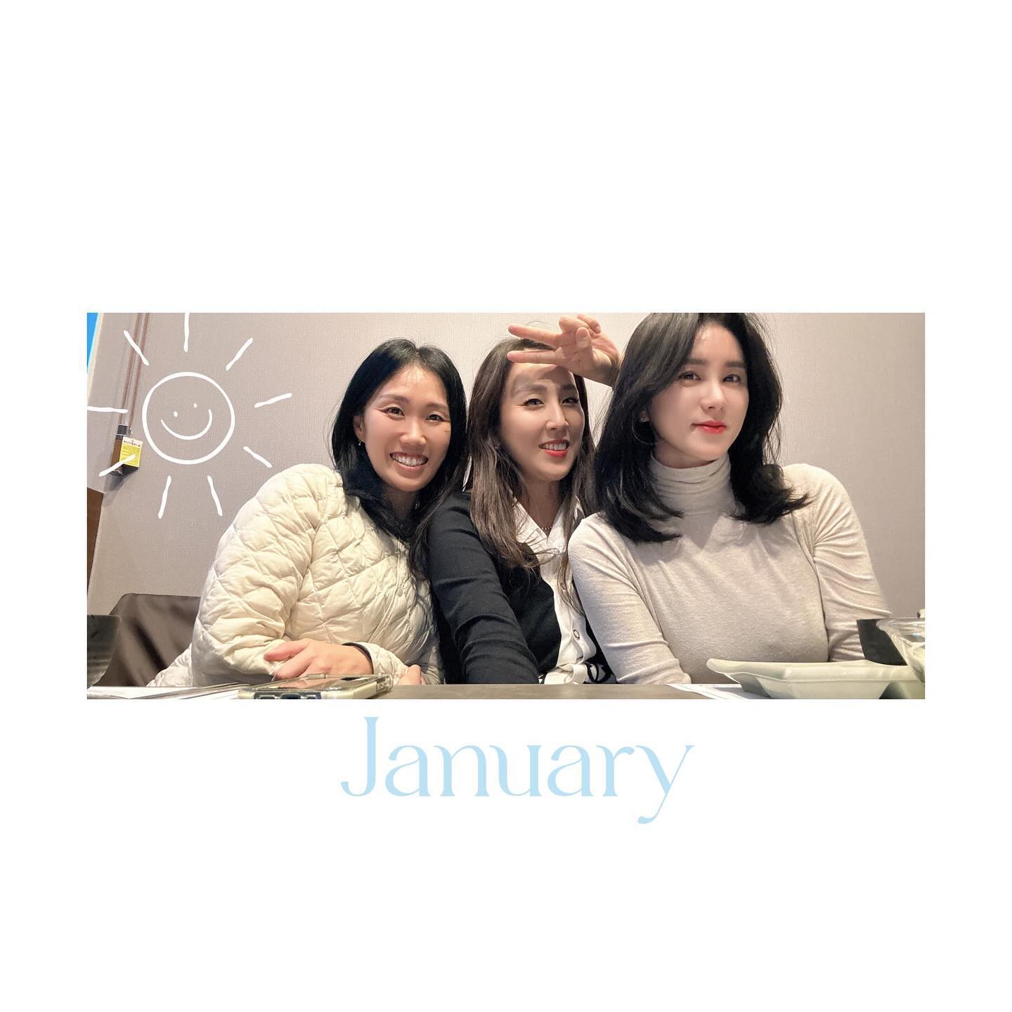 내틴구 련이.
호주리치언니♥️
너무 착한 울련이 항상 행복해

내가 갈게 ...호주 ㅎ
딱 기다려
#어그언니 #외쿡언니