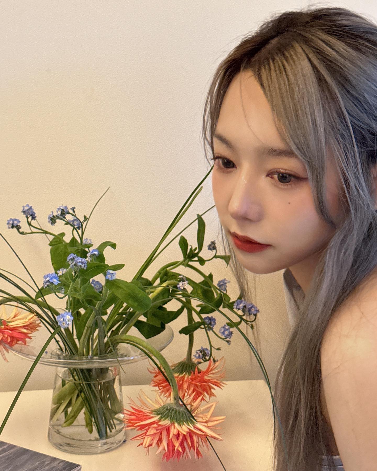 피어오르는 감정💐

#좋아요 #팔로우 #followme #instagood #photooftheday #fashion #beautiful #happy #cute #tbt #follow #selfie #like4like #love #instadaily #instalike #picoftheday #followforfollow #followback #l4l