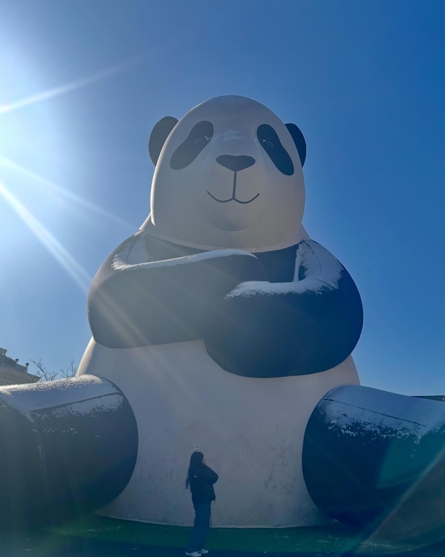 한파 뚫고 에버랜드 뿌수기 완-료✨
댕추워서 죽는 줄 알아찌만 절거워따
지누도 힘들텐데 찡얼 , 짜증 난리 치는 나 맞춰즈느라 고생했다 
여전히 언제 어디서든 나를 먼저 챙겨주고 생각해줘서 고마워
내가 하고싶어하는 건 어떻게든 해주려고 하는 진우가 있어서 난 오늘도 행복햐💖

담주는 빵빵이팝업 기다료🤭
