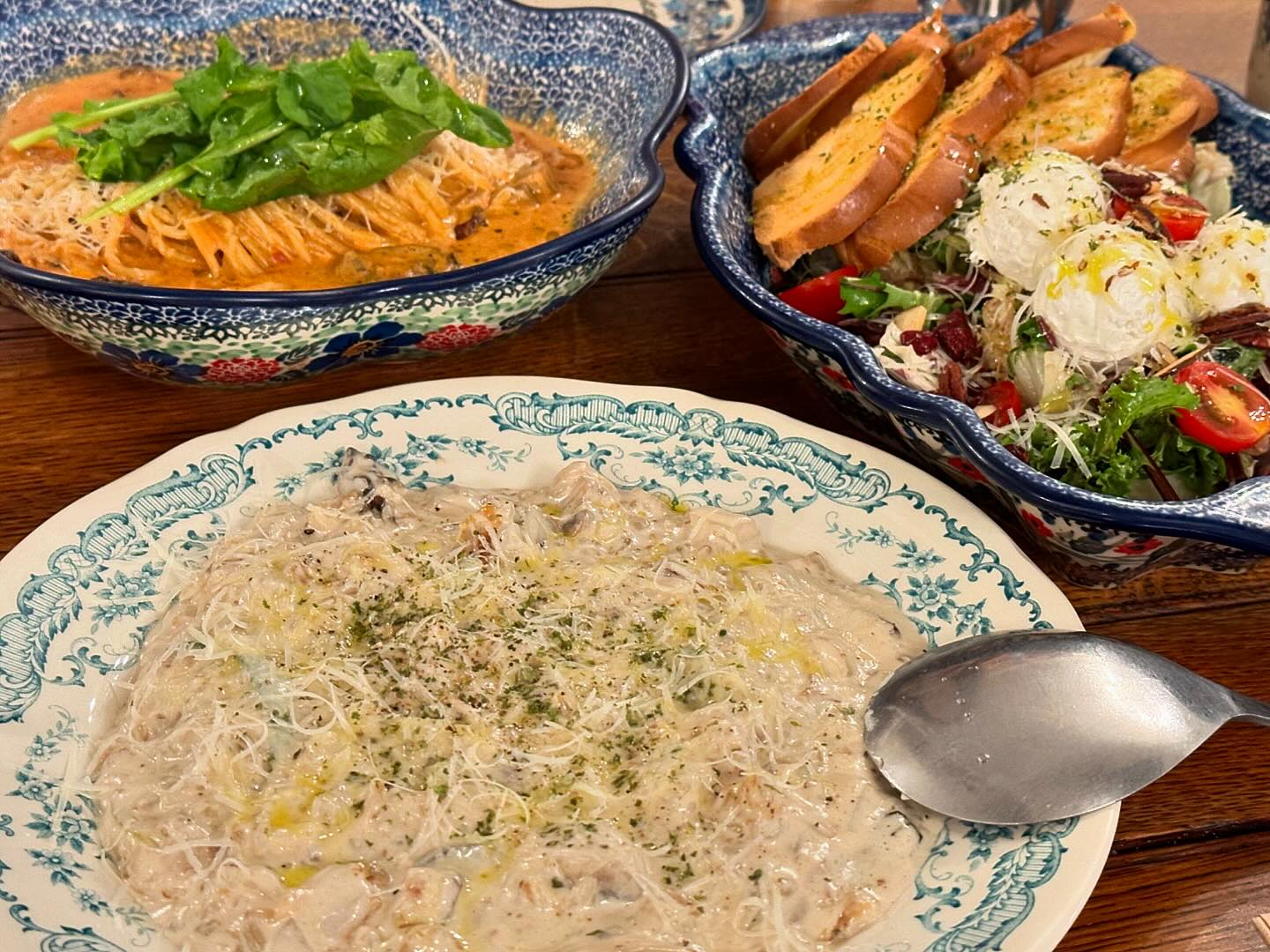 벌써 9월, 좋은 사람들과 즐거운 시간😉
#잠실 #송파 #송리단길 #온량 #진저베어