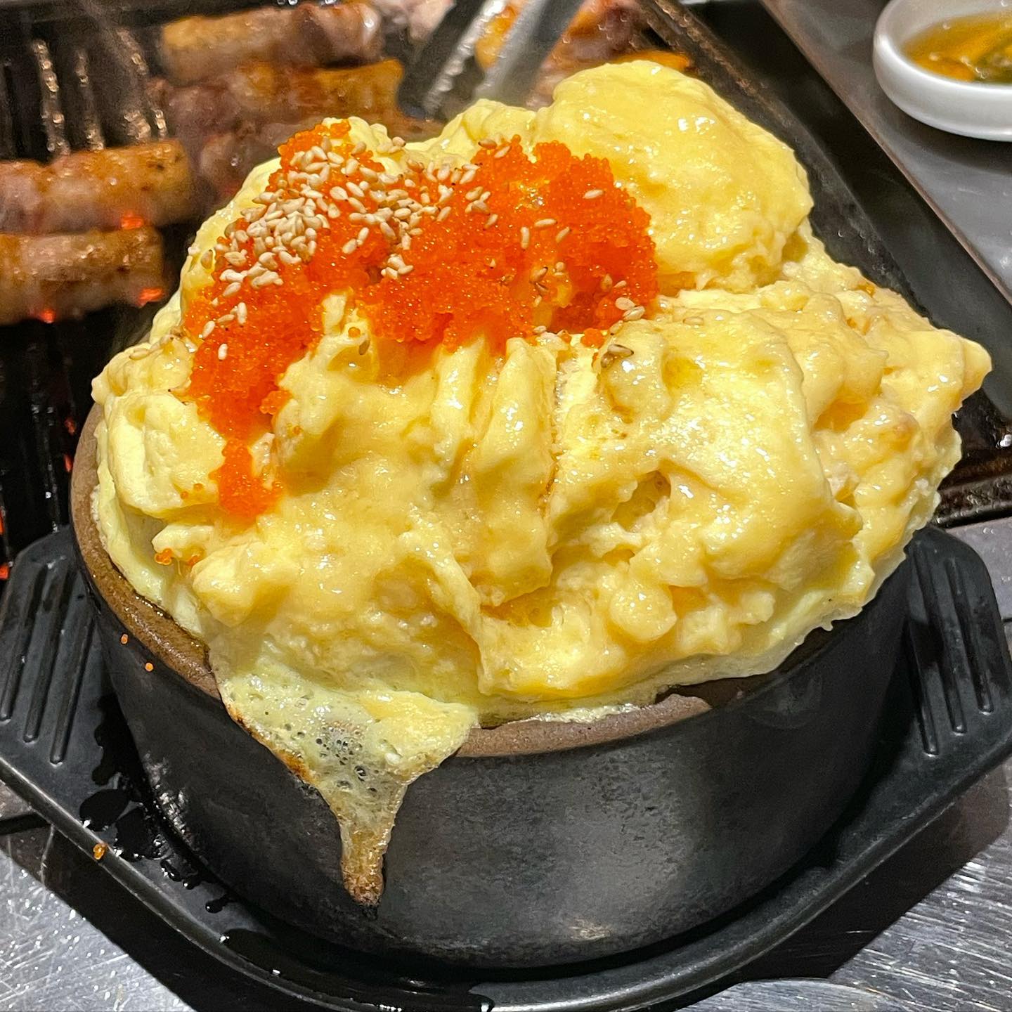 정작 중요한 껍데기 안찍음..;
그만큼 맛있었다는 거제➿ 
.
#인계동껍데기 #용범이네인계동껍데기인계본점 #용범이네인계동껍데기 #돼지껍데기 #제주삼겹 #계란찜 #날치알계란찜 #안주맛집 #껍데기맛집 #인계동 #인계동맛집 #먹스타그램 #먹팔맞팔 #먹팔