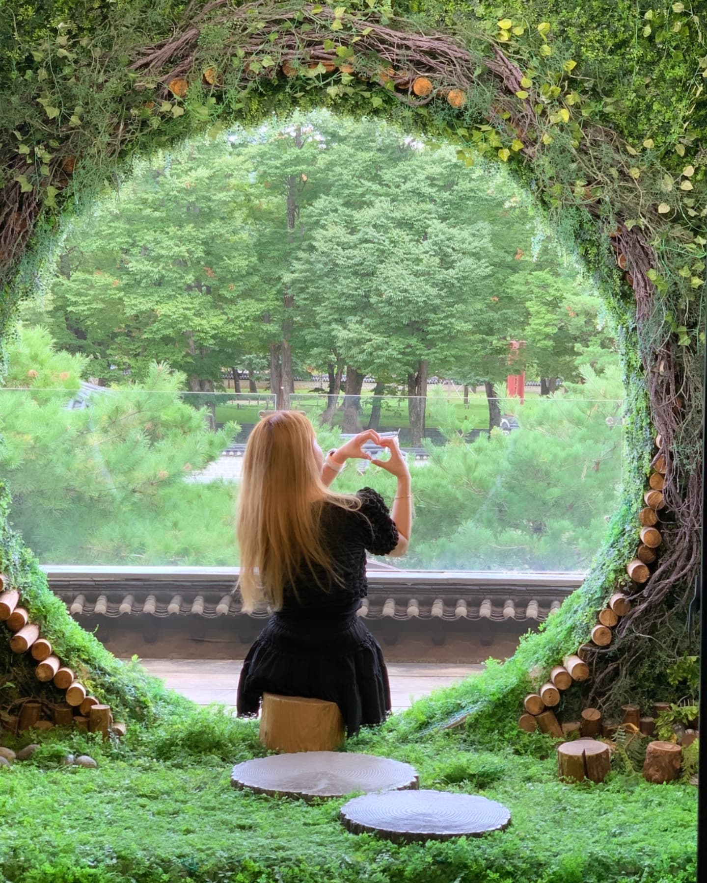 모든게 완벽했구,
늠나 이쁘게 찍어준 울 나나덕에
한동안 사진 안뽑았는데
뽑아야직♡
완전 사랑해 💚  키키킥

#사진 #힐링 #핫존 #한옥마을 #포토존 #짱구팝업  #짱구사랑