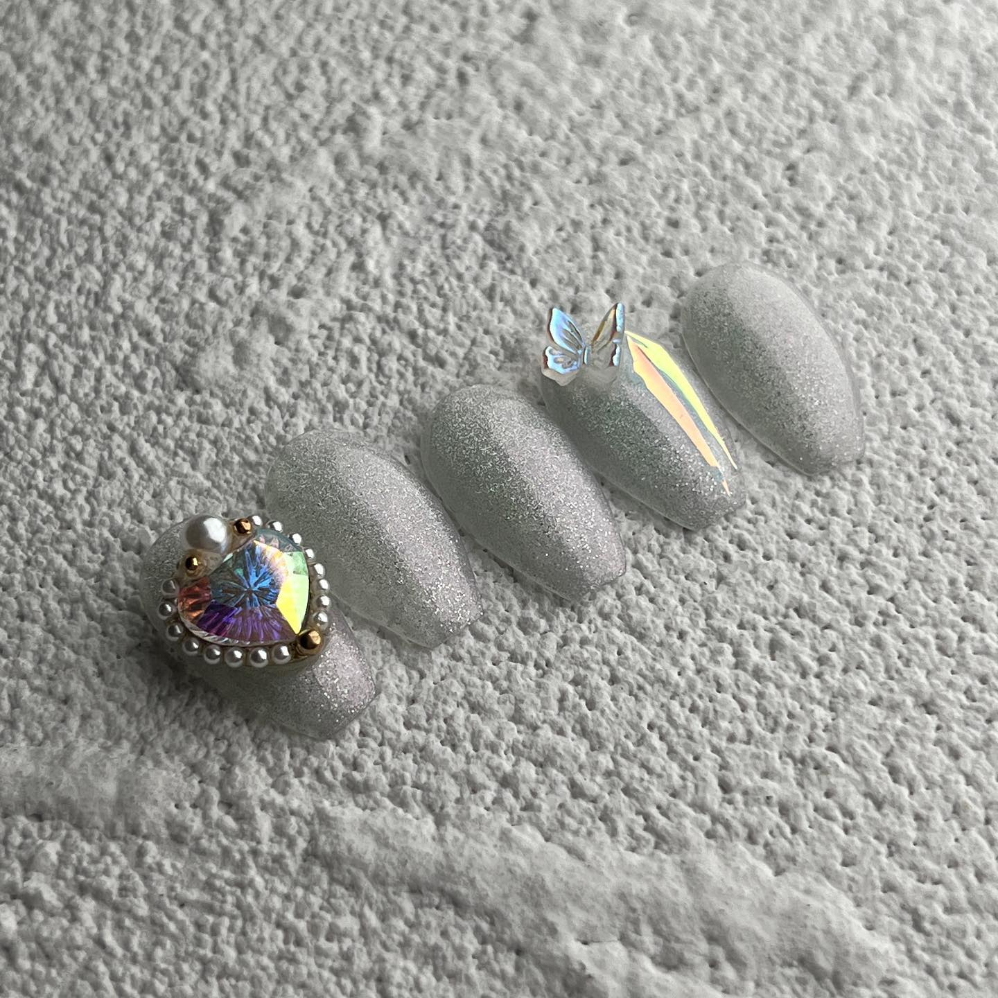 #무상제공

요거트젤 유리구슬 🧊✨🩷
맑고 투명한 파우더 자석젤!
자석 땡기기 전은 글리터 효과도 있는
일석이조 #유리구슬 MG.10