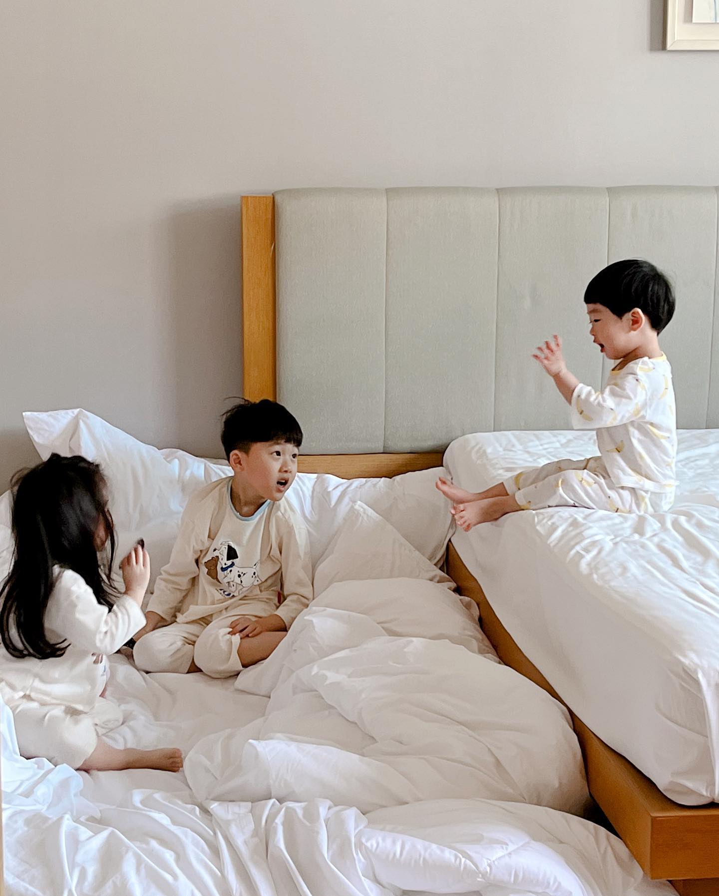 서윗한 형아랑 누나덕분에 1박2일 잘 논 오뉴!

이제 좀 컸다고 너희들끼리 노는거 정말 사랑이야🤍
오래오래 놀아줘 plz~!~!~!~!