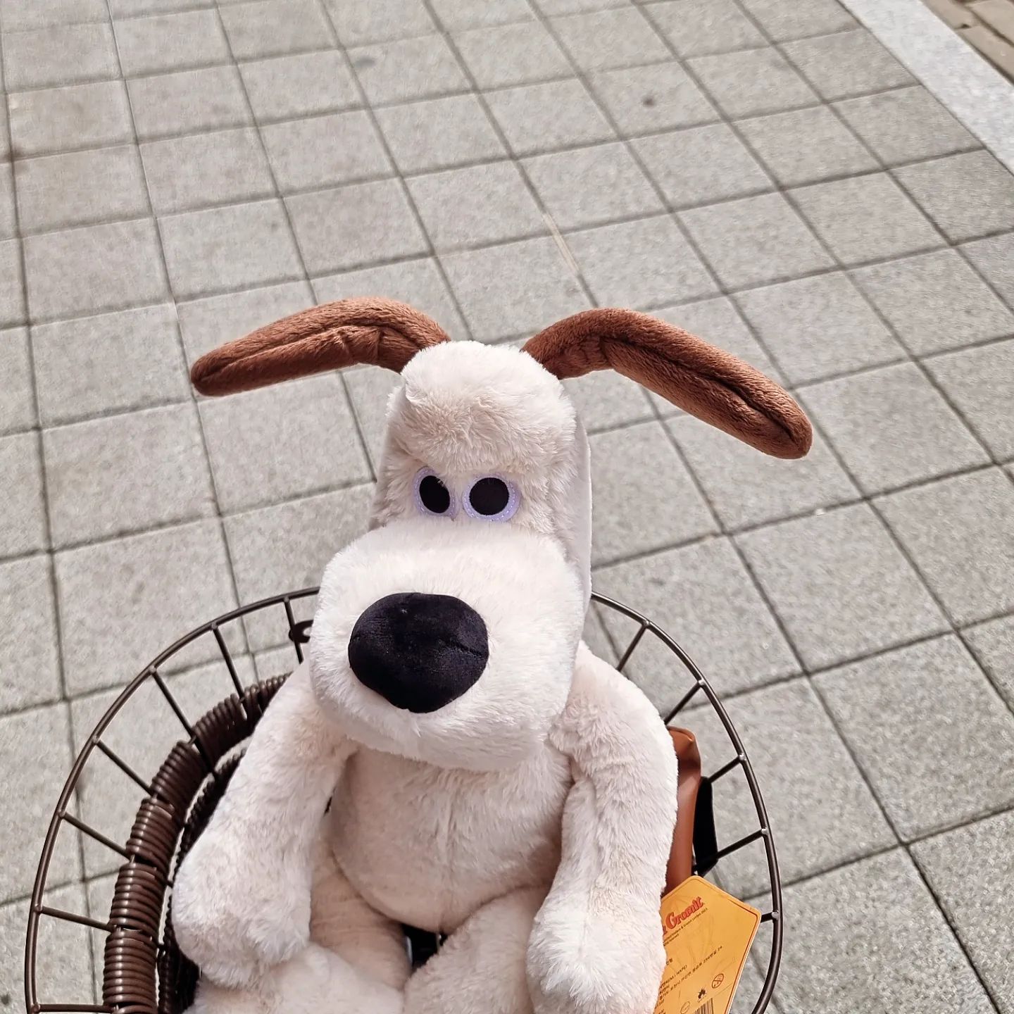 우리집으로 가쟈~~
외식하구 산책하구
오락실두 가구
날씨 좋구만~
