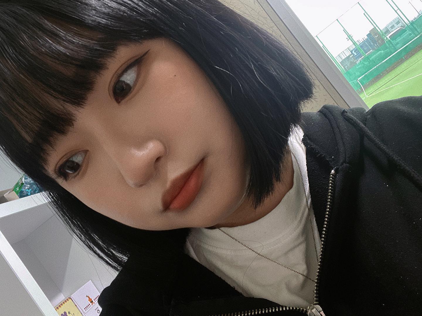 얼빡 👀
