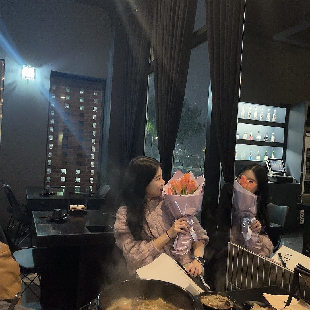 햅삐수진데이끝
누구보다 내 생일에 진심인 나
수진데이는 술톤 술진이로 마무리,,🖤