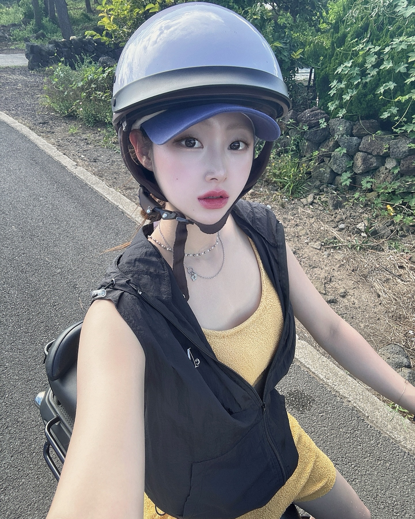 날씨 좋은 Jeju🌴오토바이🛵 서핑🏄🏻‍♀️ 햄버거🍔 노을🌅
내가 좋아하는 전부 .. 극락 .. 기분 최고치 🫶🏻
.
.
.
.
.
.
.
.
.
.
.
.
.
.
.
.
#제주서핑 #오토바이 #바린이 #혼다 #라이딩 #바이크 #바이크스타그램 #바이크타는여자 #제주가볼만한곳 #제주도여행 #제주여행 #제주핫플레이스 #제주핫플 #제주여행코스 #제주여행추천 #제주동쪽 #제주동쪽여행 #여행에미치다 #여행기록 #여행스타그램 #요시고 #운동하는여자 #운동하는직장인 #비키니 #비키니추천 #snorkeling #fyp #jeju #jejudo #bikini
