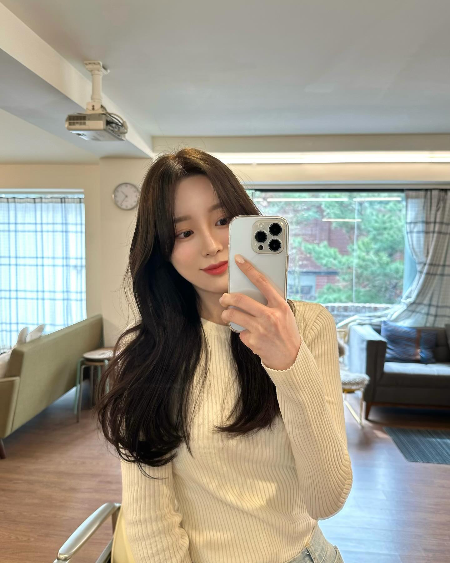 봄맞이 💇🏻‍♀️🤍🩷🤍