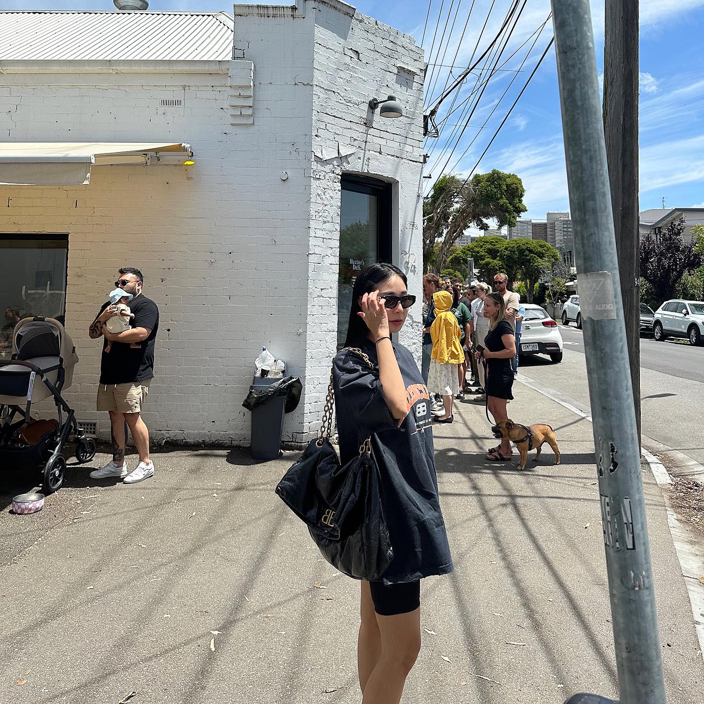 호주 다녀오고 정신없이 지나간 한달🇦🇺

그동안 새로운 IR자료도 준비하고 발표도 다녀오고 
이것저것 준비도 하면서 밀린 미팅도 다니고
주말에도 설에도 어디 놀러갈 틈도 없이 
하루 꽉꽉 채워 열심히 일하는 중이에요🥹

그사이 봄이 오고 있는데
날씨가 풀리니까 라운딩이 가고싶네요🤣
🏌🏻‍♀️⛳️

#끄적끄적