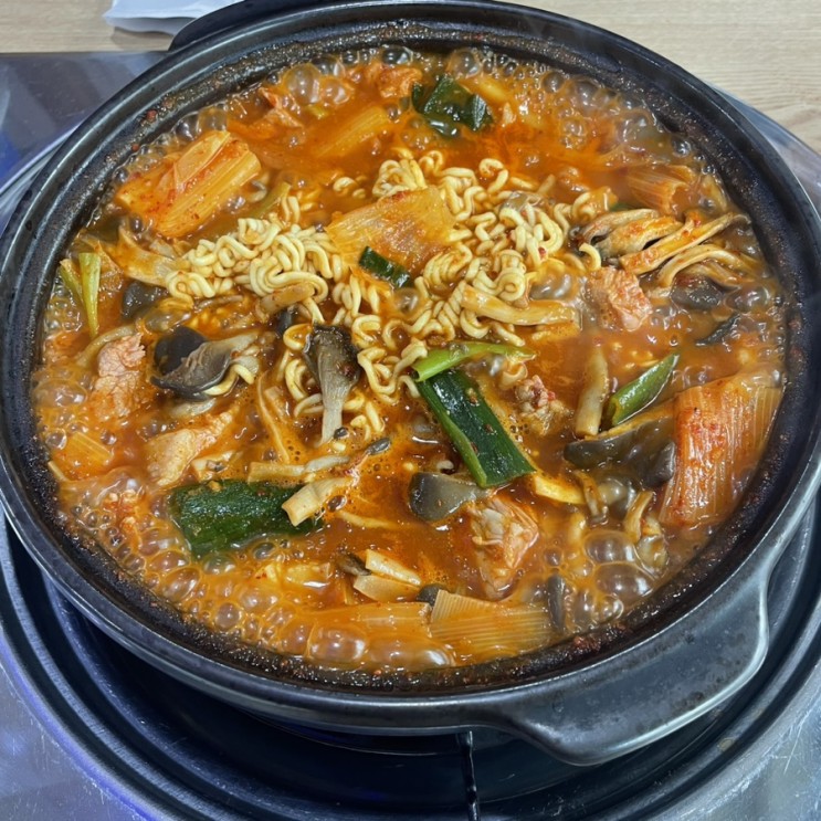 [조치원 맛집, 세종시 맛집] 보글보글찌개 방문(짜글이)