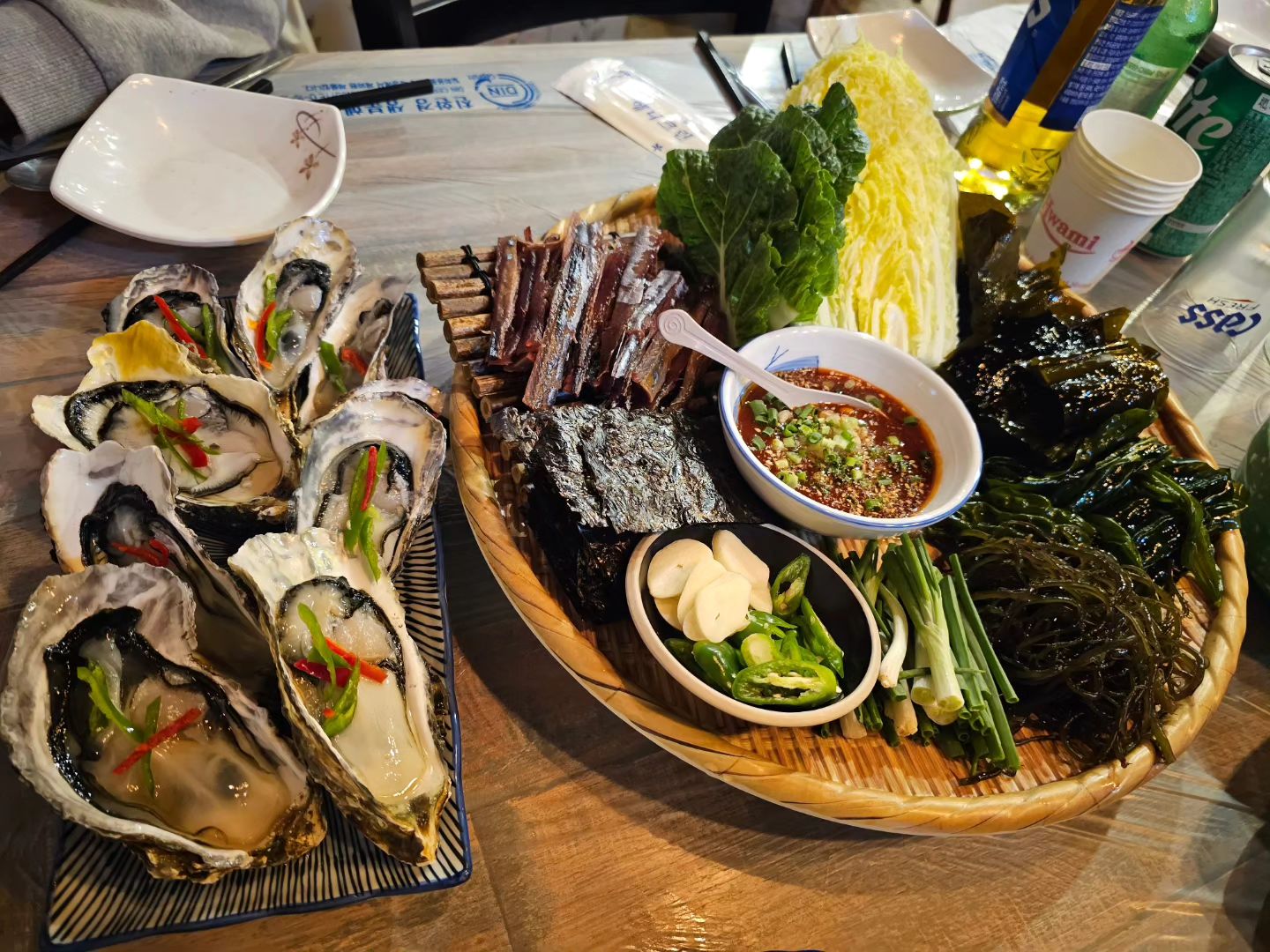 가족들과 꼴통에서 제대로 즐기기~~
과메기,밀치회,해물전골까지!!
언제나 만족대만족♡
2차는 어디로갈까~~??

#포항해산물맛집 #장성동포차 
#장성동해물포차 #과메기맛집 
#밀치회 #해물전골