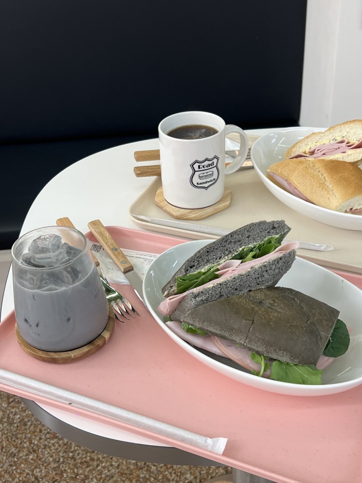 강남 샌드위치 맛집 바게트가 매력적인 로드샌드위치