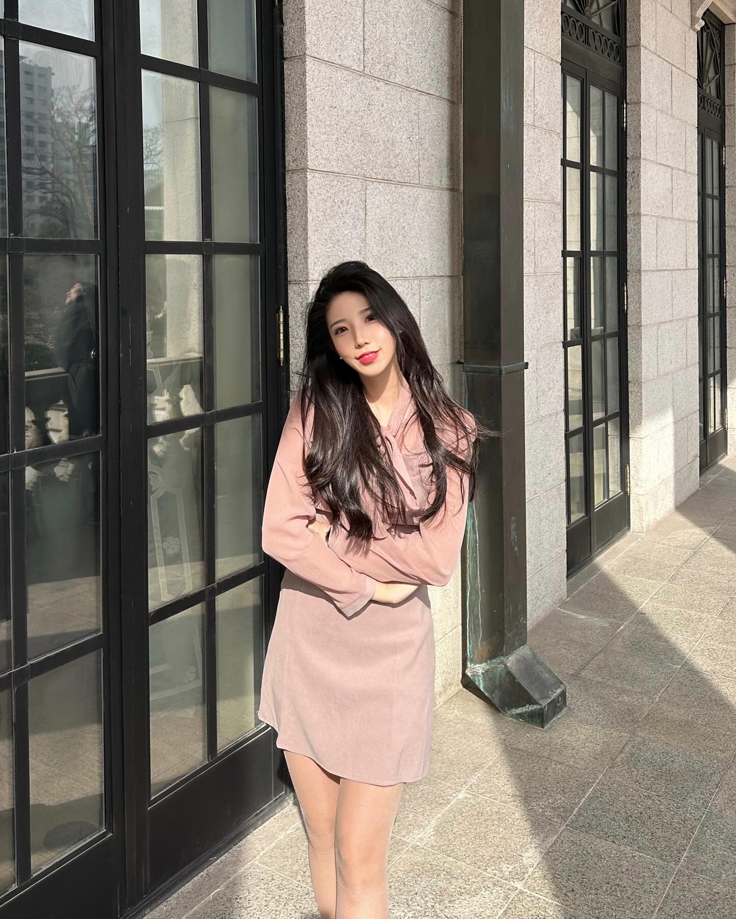 날씨가 넘 좋아서 기절 😙🔅
요번에 착용한 _lenssis 렌즈도 맘에드는거 있져 ㅎ