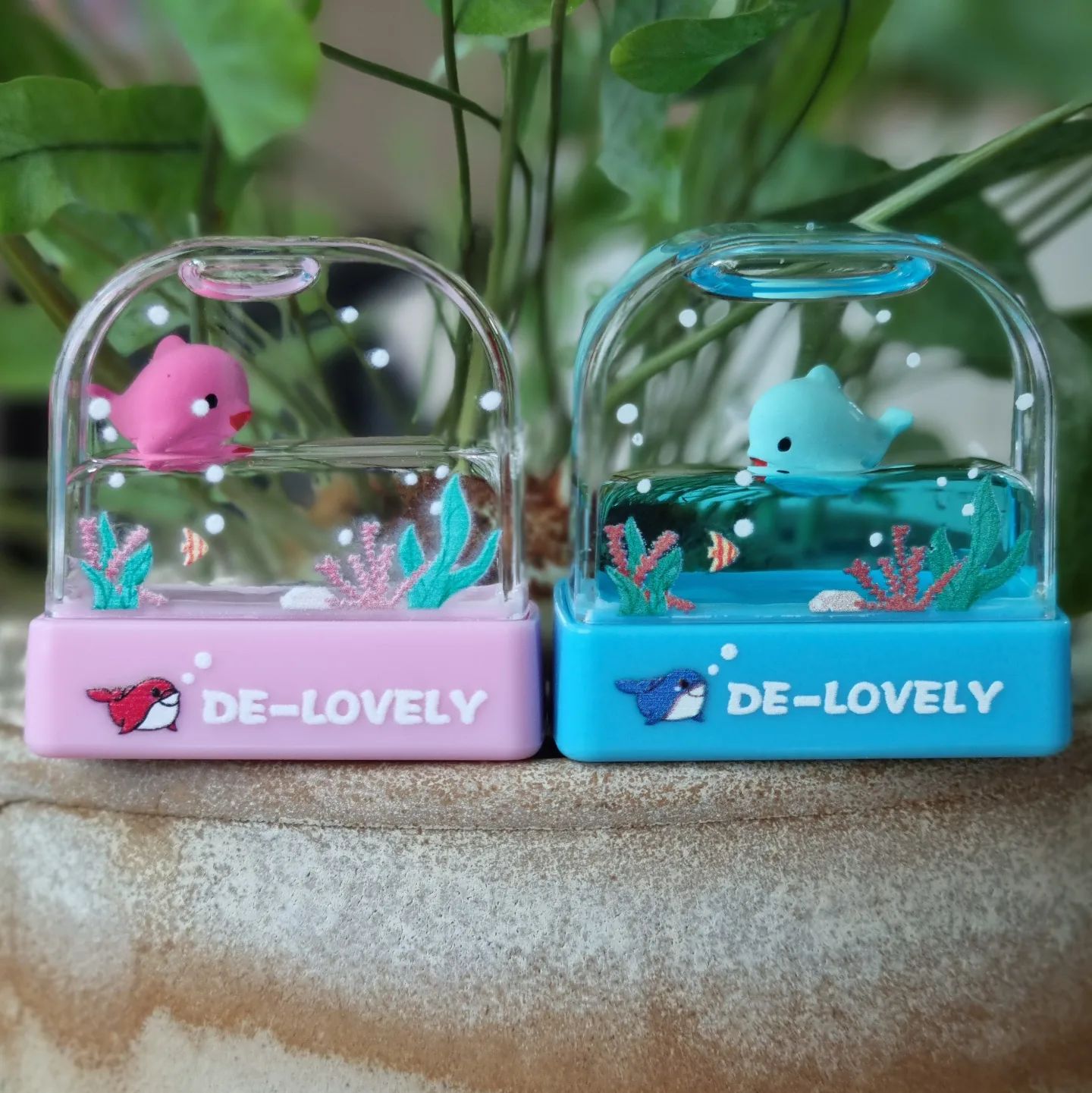 ෆ
도장 쪼잉쪼잉~ ෆ
혹시 옷 바꿔 가져간 친구를 찾아요~
하고 기뮤 방과후 담임쌤으로 부터 연락이 왔어요.
우리 아이들 노니라 정신없고 공부하니라 정신없다보니 앞으로 요론일 비일비재하기전에 엄춍 유용한 네임스탬프 데려왔어요~
지워지지 않아 마스크, 양말, 옷 등등 원단에도 사용 가능해  활용도가 짱짱 👍
출시 기념으로 3초잉크도 원하는 색상으로 증정하고 있으니 고민은 시간만 늦출뿐~
귀여운 피규어가 둥실둥실 아이도 정말 좋아해요.
다양한 디자인과 케이스가 준비되어 있어 선택장애 살짝 겪을수 있음에 주의하세요~

Thksෆ
mad.stamp
https://naver.me/Fjrf73bv

#협찬 #스탬프 #의류스탬프 #스탬프제작 #네임스탬프 #유치원선물 #입학선물