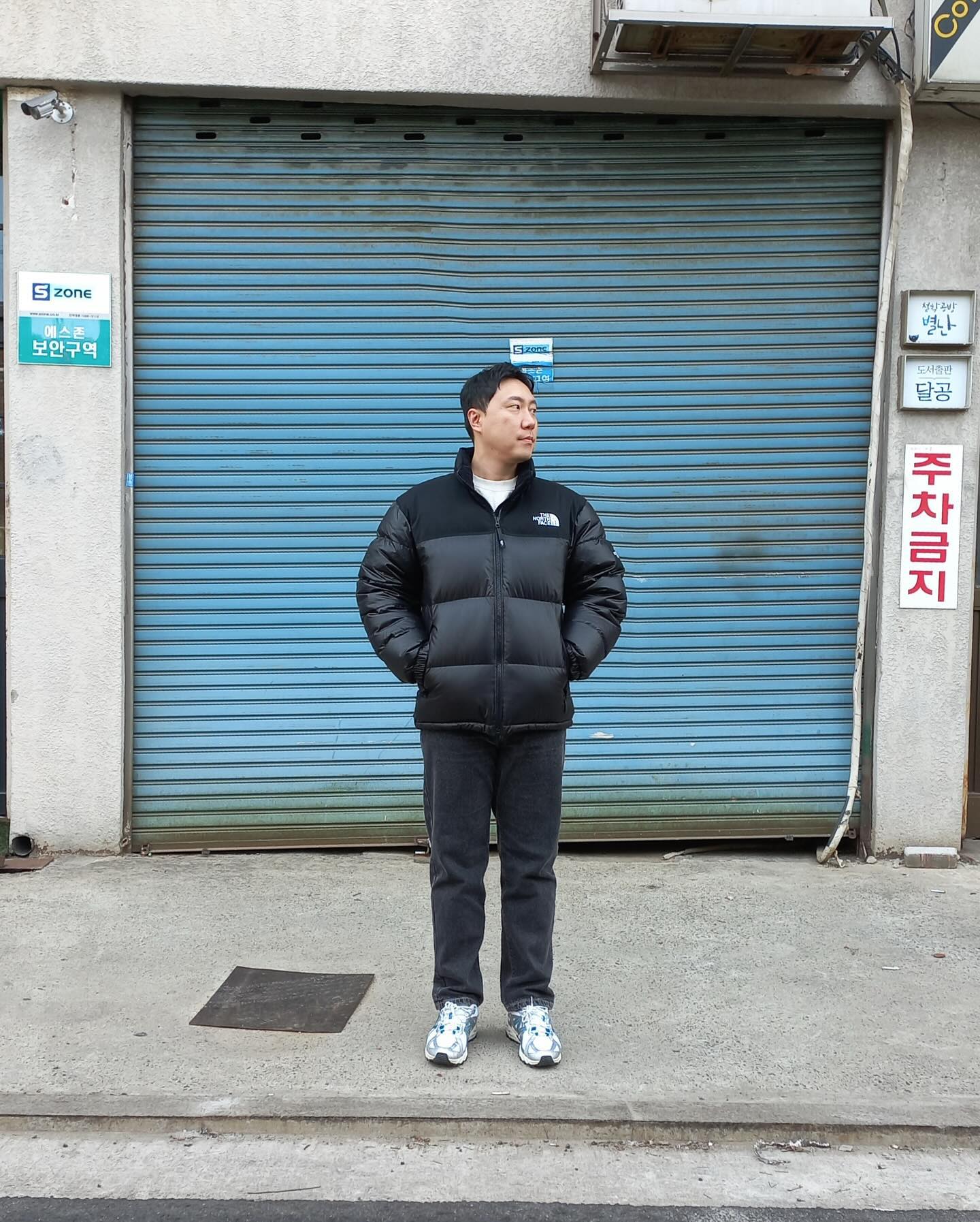 입춘에 패딩 
겨울옷 다 입지도 못했는데 봄이 오고있네요