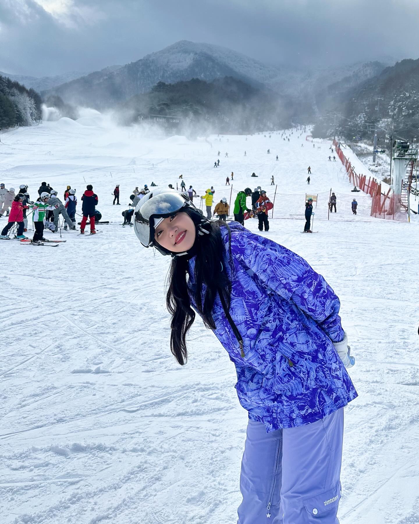 눈 만난 락인스키🎿
*
*
*
*
*
#무주스키장 #무주리조트 #스키장에서
#첫스키 #스키장패션 #겨울 #스키 #스냅사진