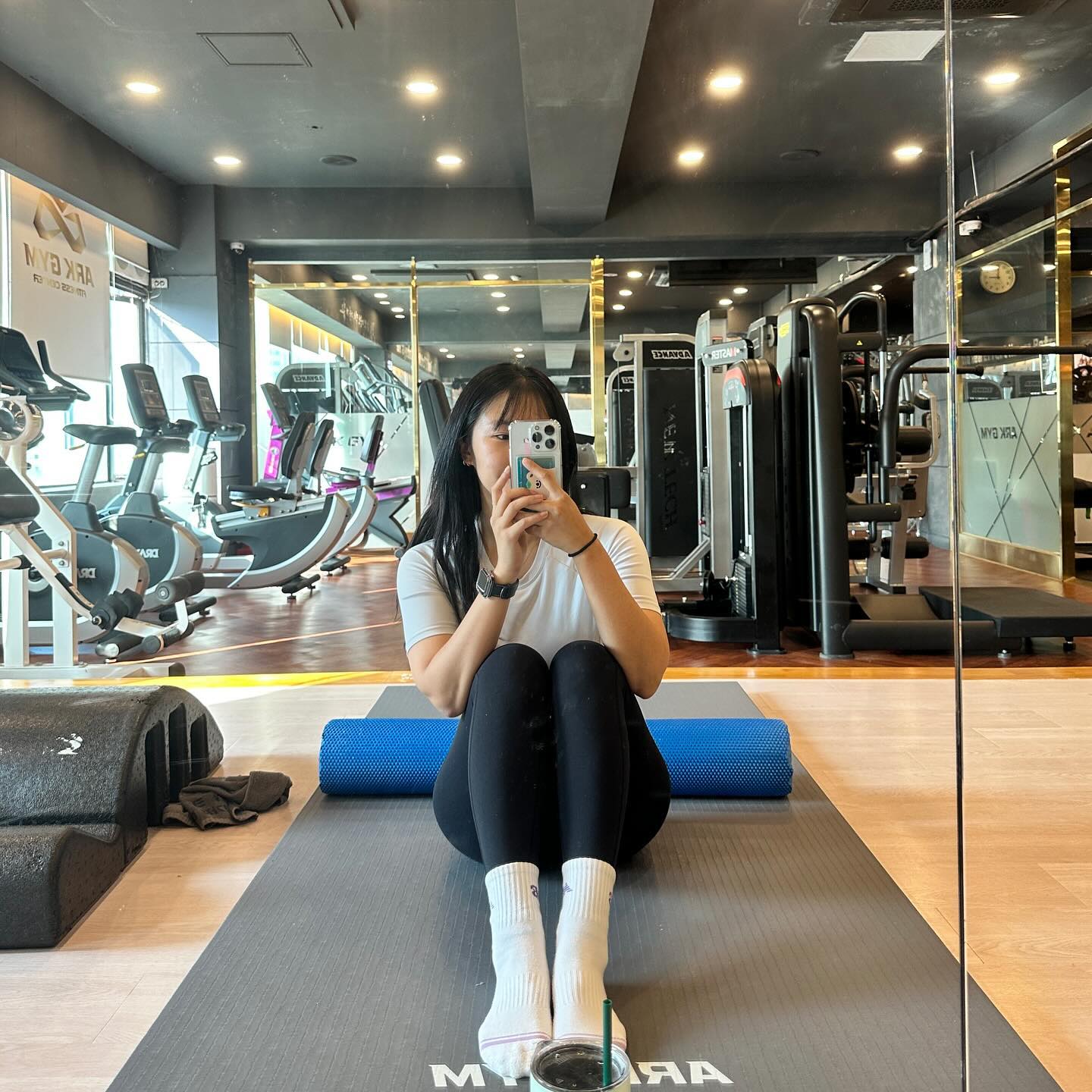 어제 !
언제까지 약할거냐며
잔소리하는 사람이랑 운동 !
스텝밀도 중간에 내려오고 싶었는데
눈치보여서 차마 못내려왔다.....🤥