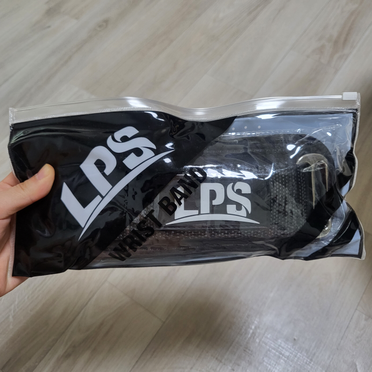 헬스 할 때 착용이 편한 LPS 손목 보호대♥