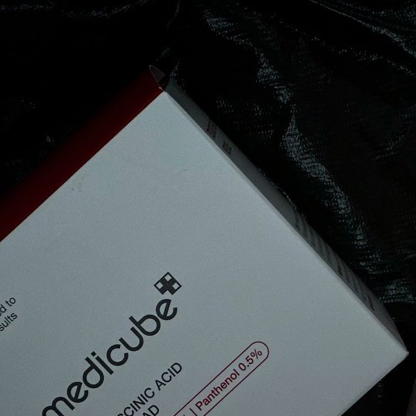 Silver S🎧ong on Instagram: "#AD ⛑️ @medicube_korea"