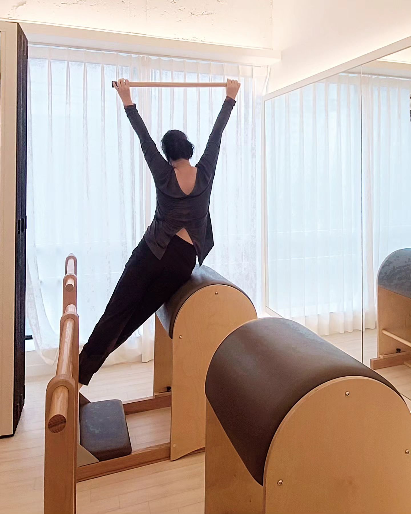 Pilates #오운완 #운동중 

올해 제 목표중에 하나는 다이어트입니다. 
탄력 있는 몸매를 위해서 진짜 열심히 운동해볼려구요. (다이어트는 진짜 어렵죠ㅜㅜ)
노력하고 또 노력해서 여름에는 비키니 성공해보려구요
#바프가목표 #다이어트는평생

기록해두면 다이어트 자극이 되겠죠?