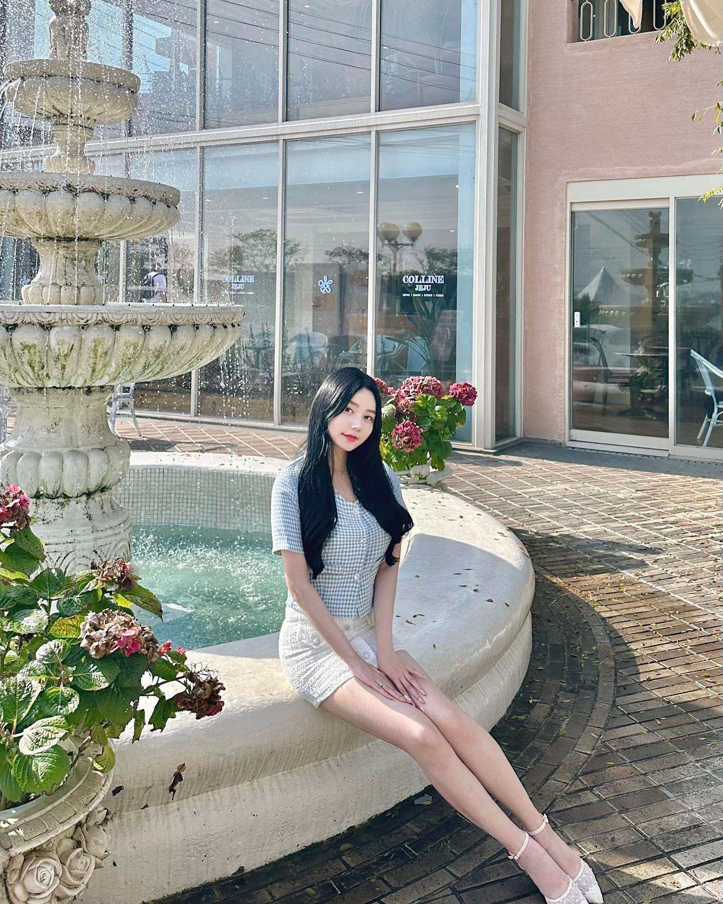 제주에는 예쁜 카페가 많아서 너무 좋아⛲️🦋
colline_jeju 🩵