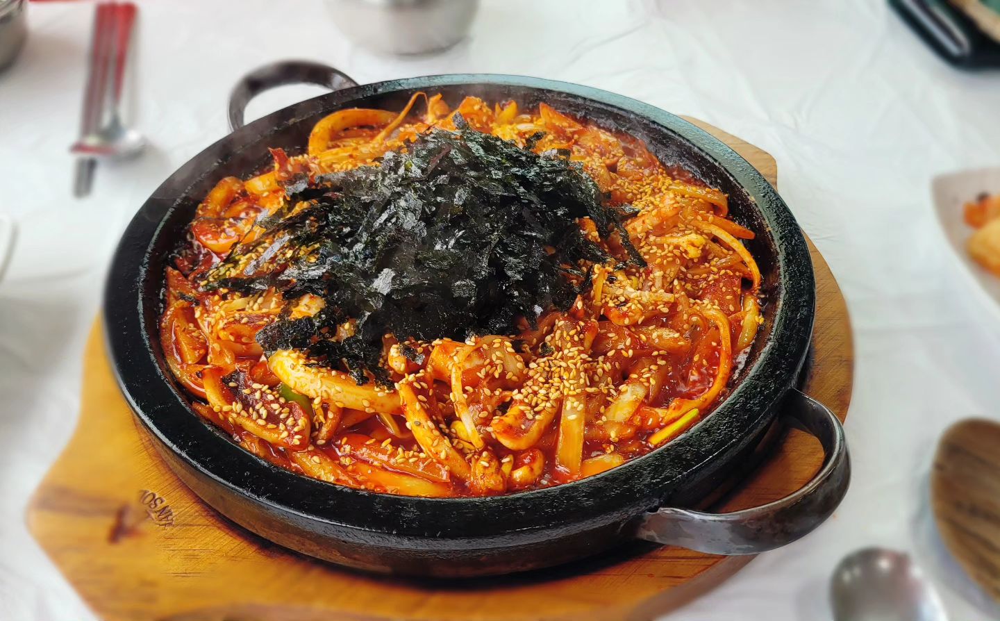 남원여행🚎 
오빠랑 재미써따 
🥄🥢☕️🍪🥐🍞
-만월 오징어볶음
-언더롯지
-명문제과 
💛🩵💛🩵💛🩵💛🩵💛
