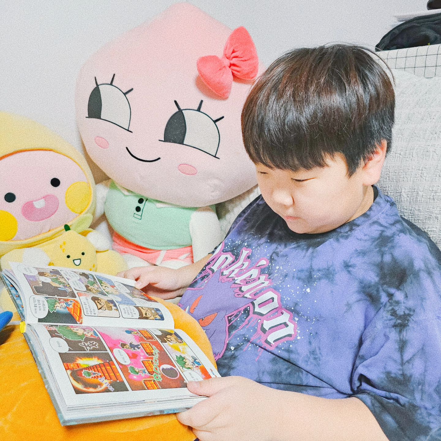 #협찬

﹄발명코믹북
INFINITE 무한의계단
2공포를 부르는 주문﹃

❛ 무료게임 인기순위1위! ❜
#무한의계단 을 책으로 만나보아요 :)

게임속 캐릭터들도 책속에 등장을 해서 흥미와 재미가 더 UP!!
목차가 스테이지 형식으로 되어있어 게임 스테이지를 깨는듯한 느낌이 들어요

¹ _'발명코믹북 무한의계단 2공포를 부르는 주문' 에서만 획득
  가능한 게임 이모티콘세트 받기
² _무한의계단 표지로 무제노트가 들어있어요
³ _시나모롤 캐리어 , 폴로라이드 카메라 등 다양한 선물이 가득한
  책 속 이벤트

🫣하루는 무한의계단 게임이 처음 출시 되었을때부터 
지금까지도 너무 좋아하고 즐겨하는 게임이에요
그래서 인지 책을 본 순간부터 너무 좋아했어요
앉은 자리에서 한번에 쑤~욱 한권을 완독하고,
학교에도 가지고 다니며 몇번을 보았는지 모르겠어요 ^^

#서울문화사
#발명코믹북무한의계단2
#공포를부르는주문
#무한의계단책#우아서평단