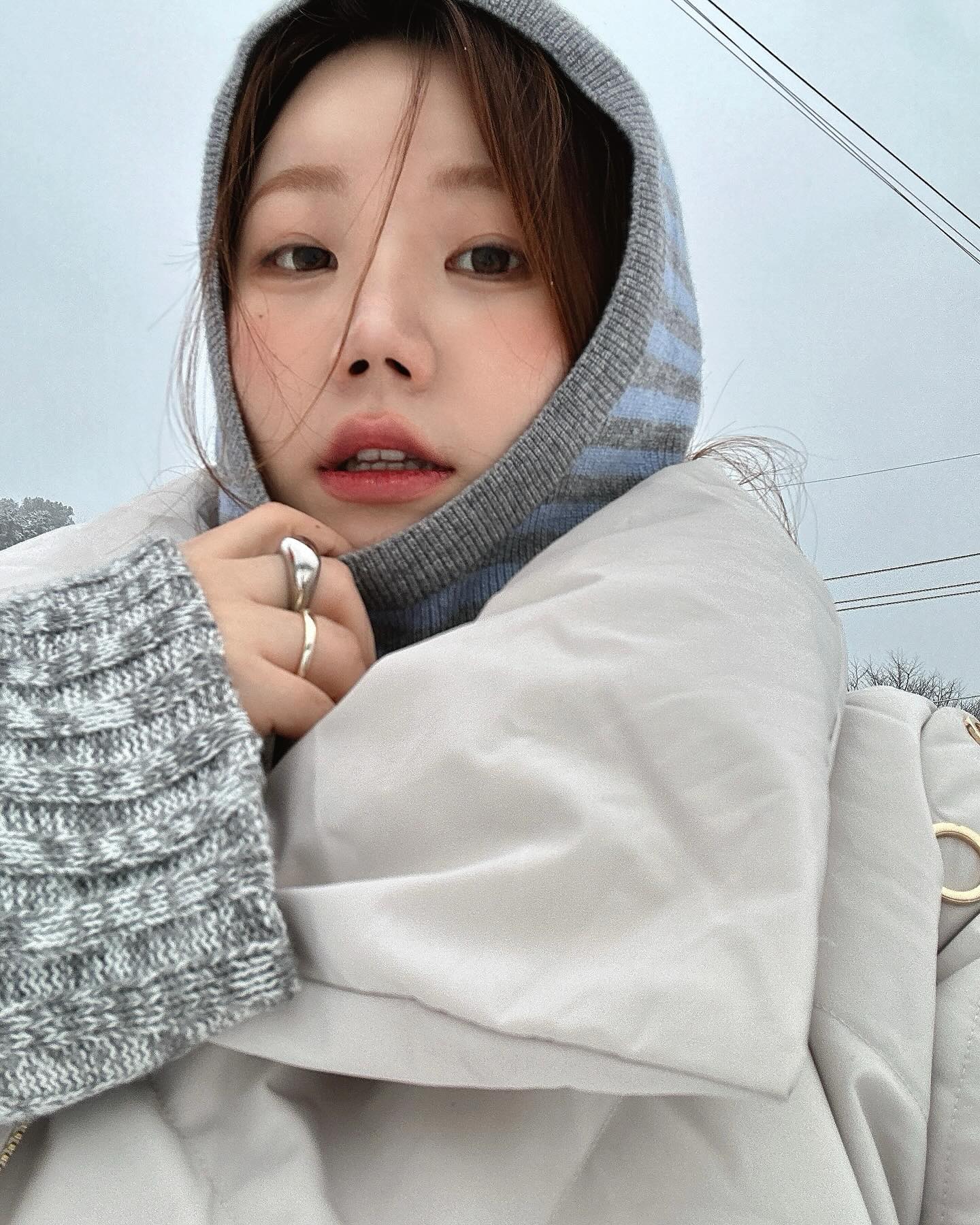 32일이라고 !!!!!!!!!!!!!!!!!!! 

33일이라고 !!!!!!!!!!!!!!!!!!!　
　 
니가 올 때까지 
나에겐 아직 
12월이라고
