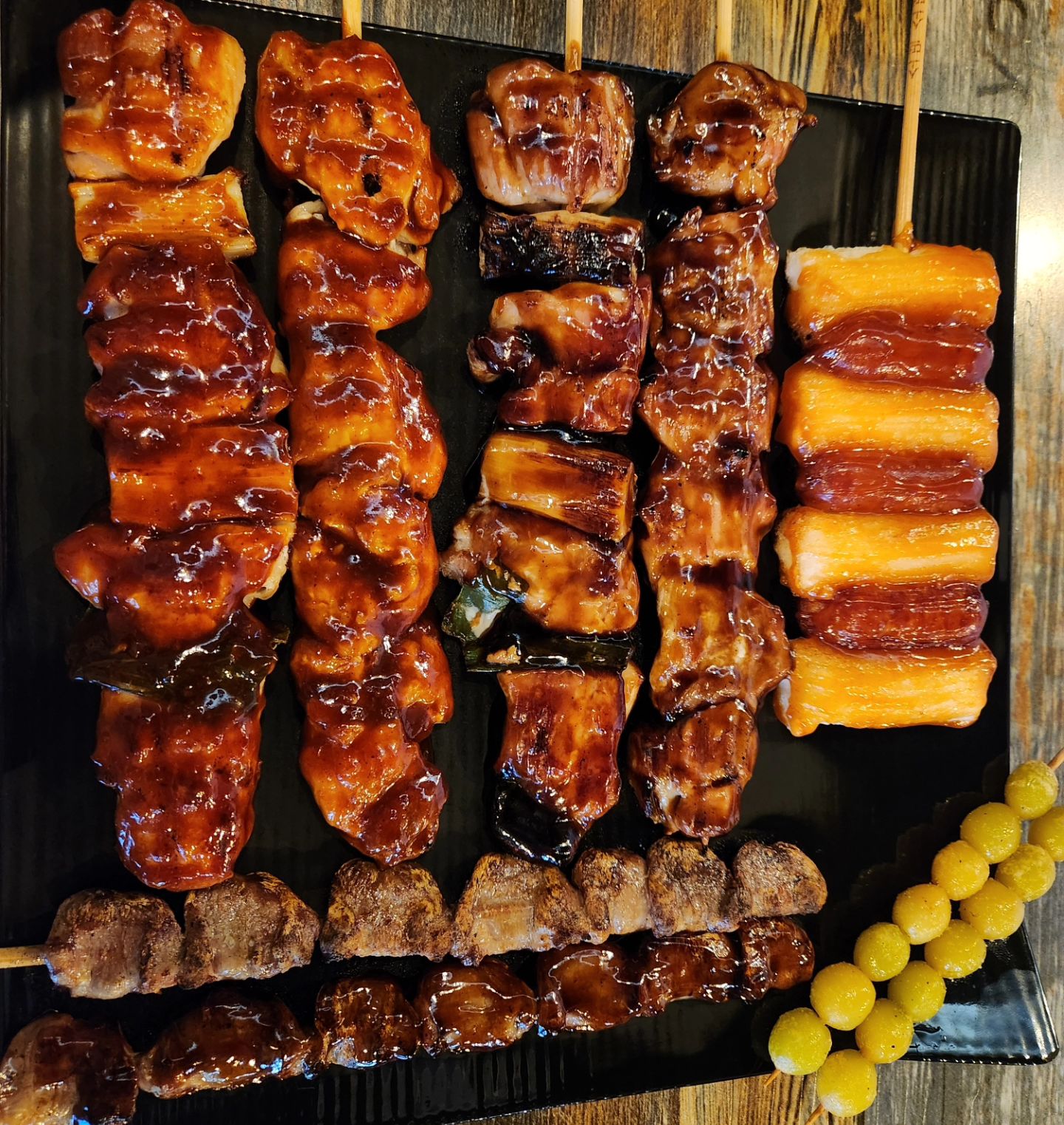 크큭 

더꼬치다는 못참쥐✌️매운맛으로:) 

그리고
이번 바뀐 서비스 강냉이에서 인절미스낵으루💯 완벽

그냥 다 마이떠ㅋㅋㅋ

#콧바람 #나운동더꼬치다 #켈리 #짠 #데이트 #먹방