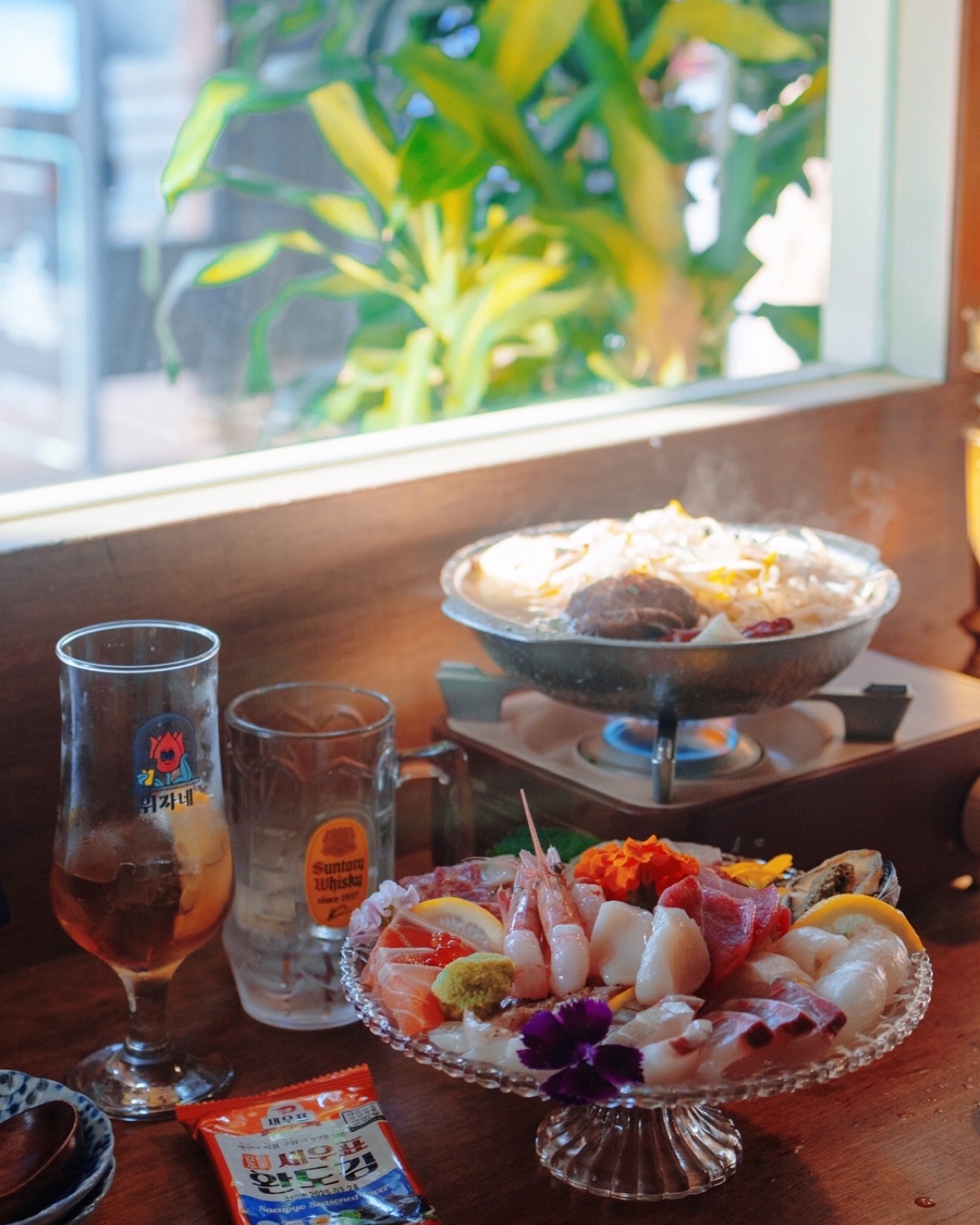 금천구 독산동 분위기 좋은 안주맛집 저장💓

분위기만큼이나 안주도 심지어 그렇게 찾았던 #얼그레이하이볼 도 맛있어서 피드에 박제하고 싶은 #위자네독산점 🙈비 오는날의 연속이니 #모츠나베 랑 #모듬사시미 먹으며 시간 가는줄 모르고 앉아서 떠들고 싶은 그런날이네요 ☔️

📌위자네독산점
weeja_doksan 

#금천구독산동맛집 #안주맛집 #서울갈곳 #서울데이트장소 #이자카야 #이자카야맛집 #이자카야위자네 #하이볼맛집 #모츠나베맛집