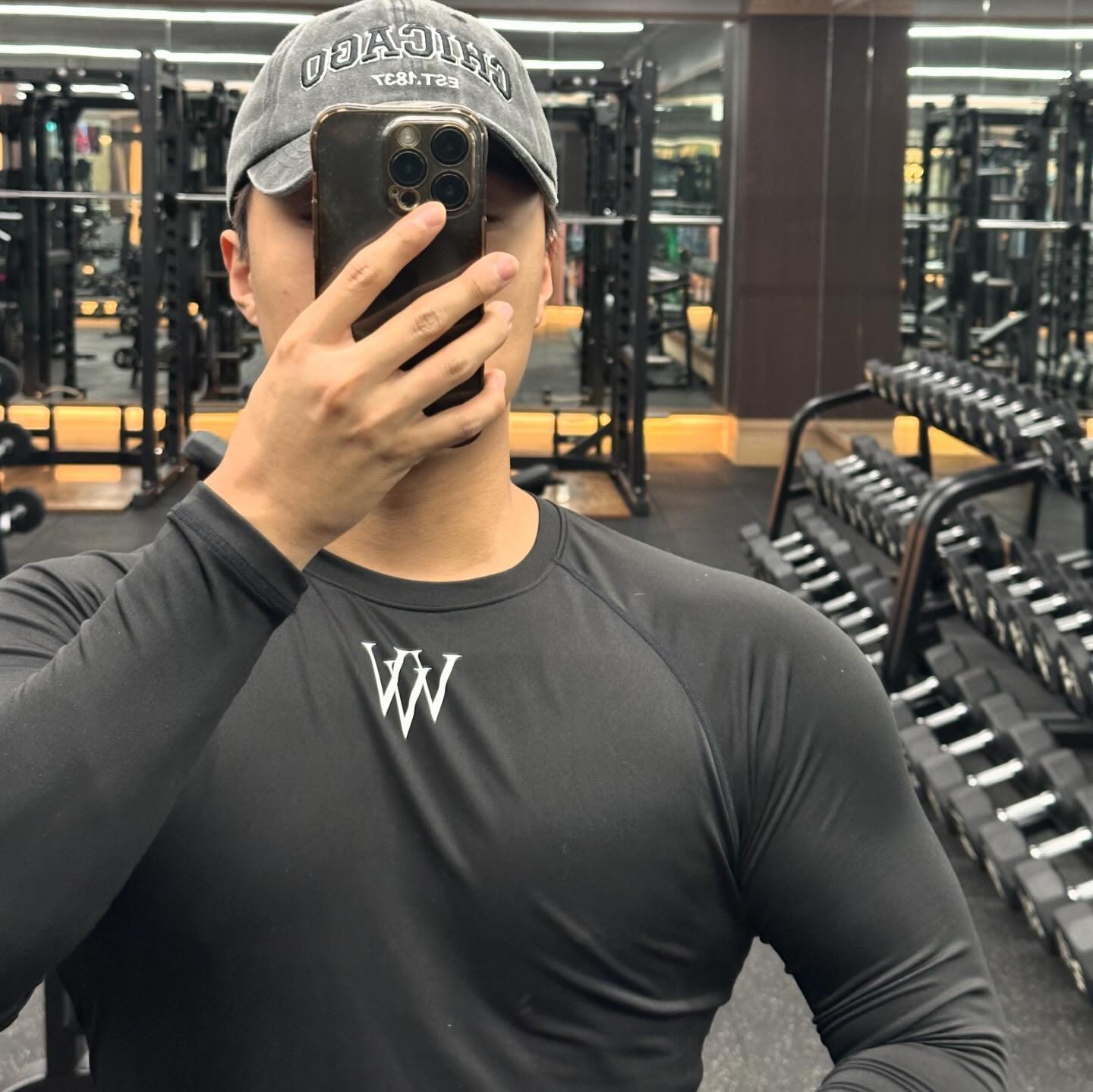 #오운완 #ㅇㅇㅇ

아침부터 가슴 운동 했는데
배도 계속 아프고 컨디션도 별로고...ᵒ̴̶̷̥ ̫ ᵒ̴̶̷̣ 
깔짝깔짝.....도망@@
인태기는 언제쯤 나을까요 운동을 열심히 하기 위해서 시작한
운동 계정...그래도 운동은 하니까 한잔해
.
.
.
.
.
.
.
.
.
.
.
.
.
.
.
#헬스 #소통 #맞팔 #선팔맞팔 #운동계정 #운동계정소통 #운동계정맞팔 #운동하는남자 #운동하는여자 #헬창 #헬창의길 #운동 #워크아웃 #헬린이 #workout #fyp #추천