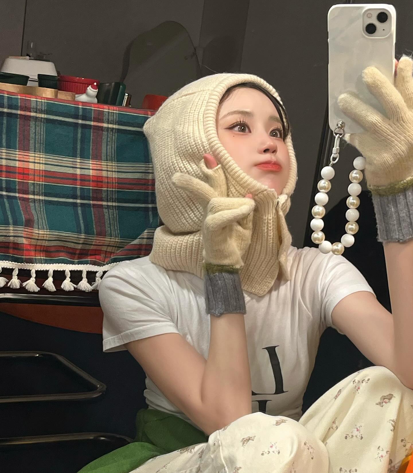 20대 중반이 넘어가면 1년, 1년 빠르게 지나간다는 말이 이제야 실감이 난다
아직 마음은 응애이지만 24년도에는 좋은 어른이 되어갈 수 있도록 잘 인도해 주세오
