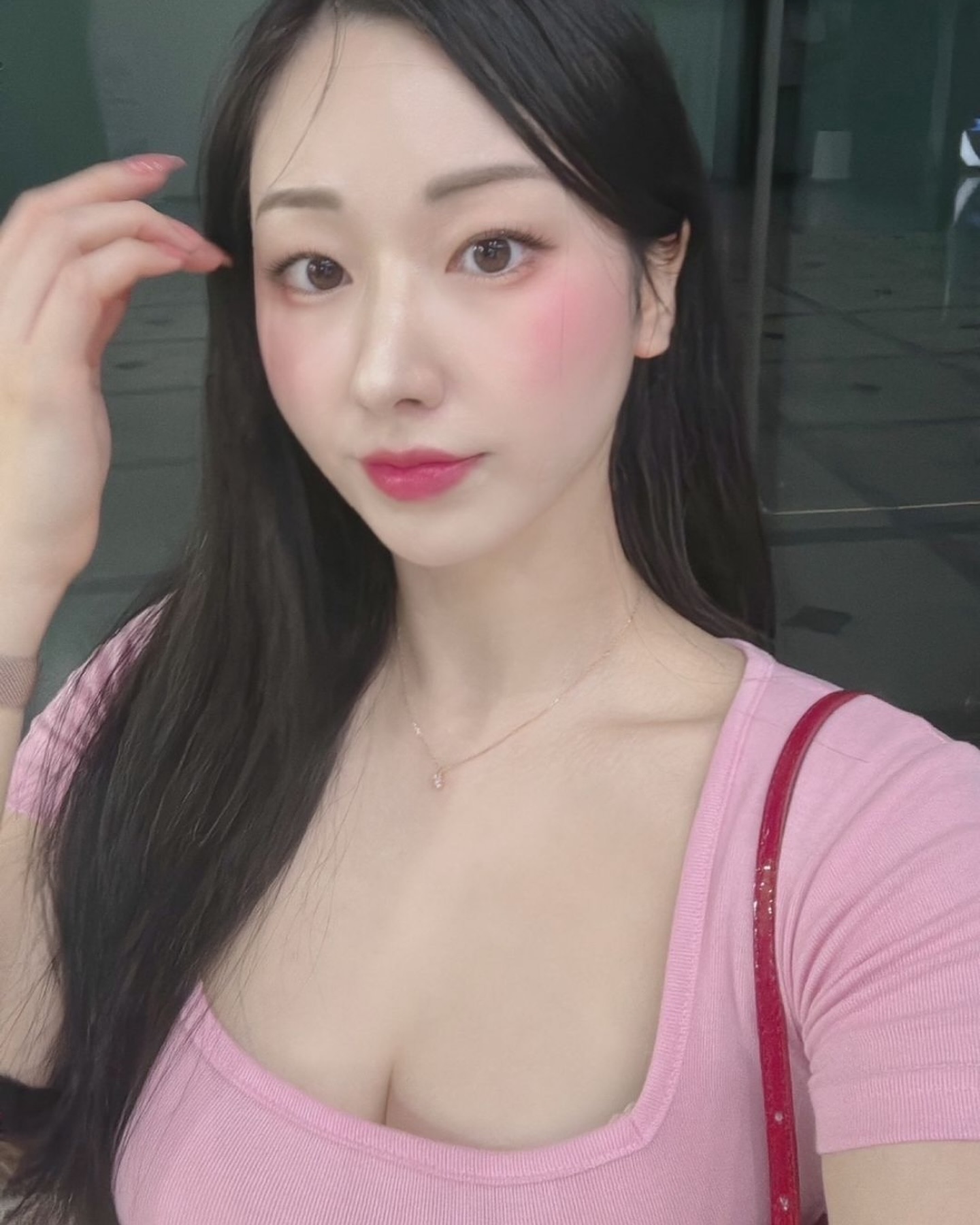 이제진짜 넘 춥당 여름 가는거 너무 아쉽지만
잘가여름💕

#프리랜서모델#운동하는여자💪 #잘가여름 #가을어서와 #뷰티모델#흑발염색 #쿨톤메이크업 #쿨톤블러셔 #여친짤 #데일리메이크업
